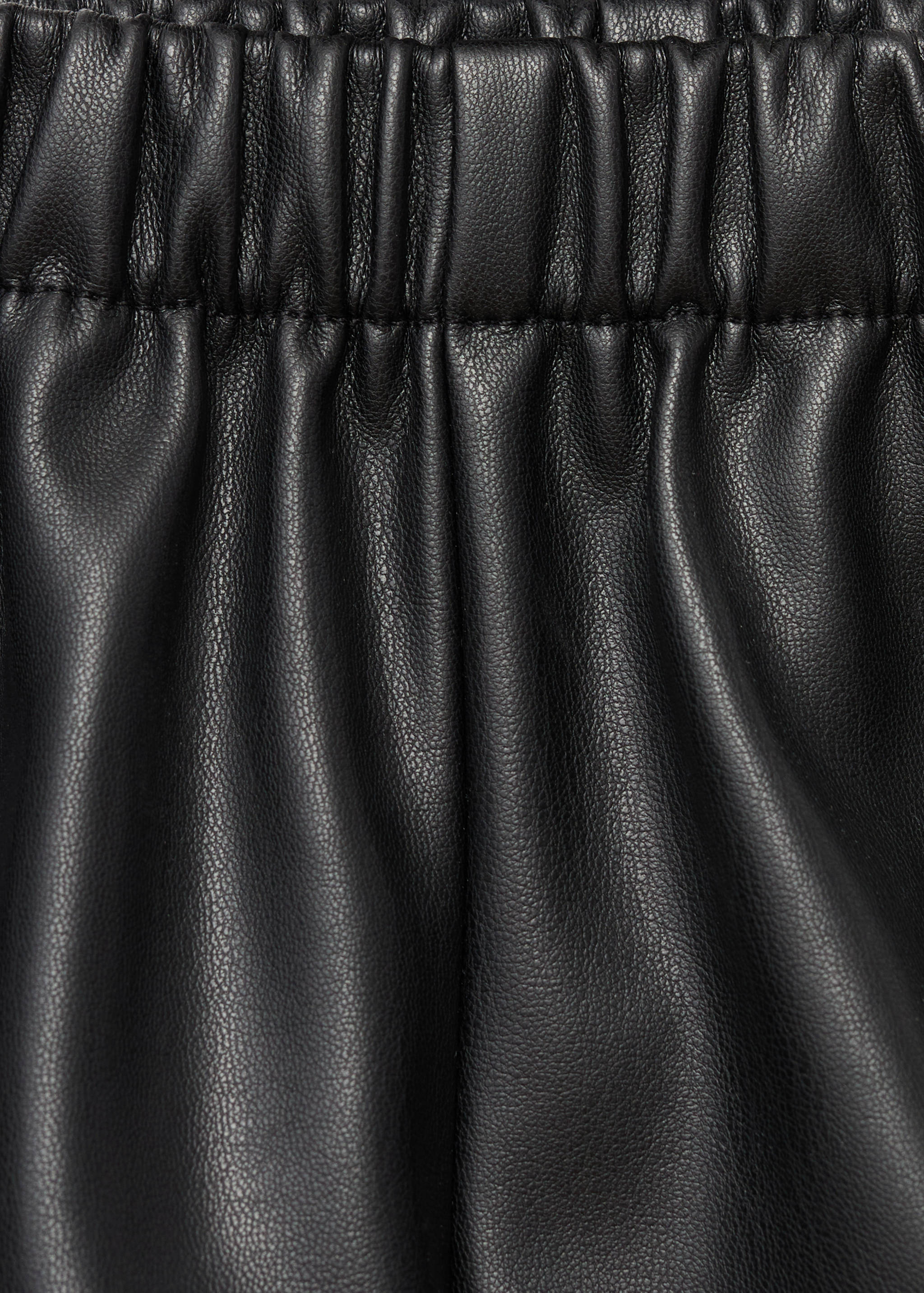 Faux-leather shorts - Details of the article 0