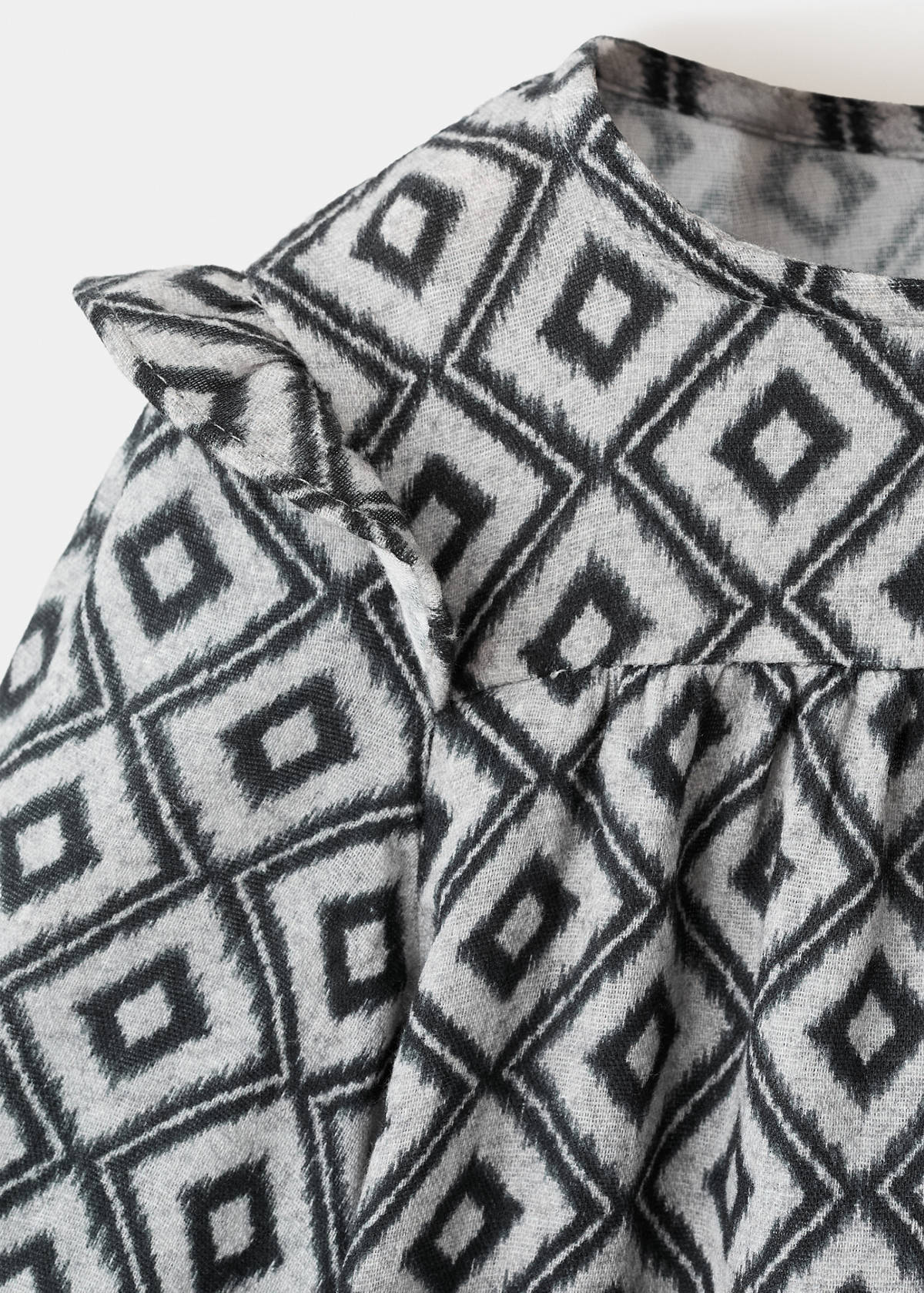 Ethnic print dress — Black