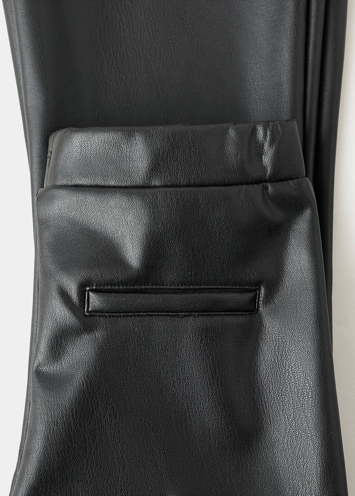 Faux-leather leggings — Black