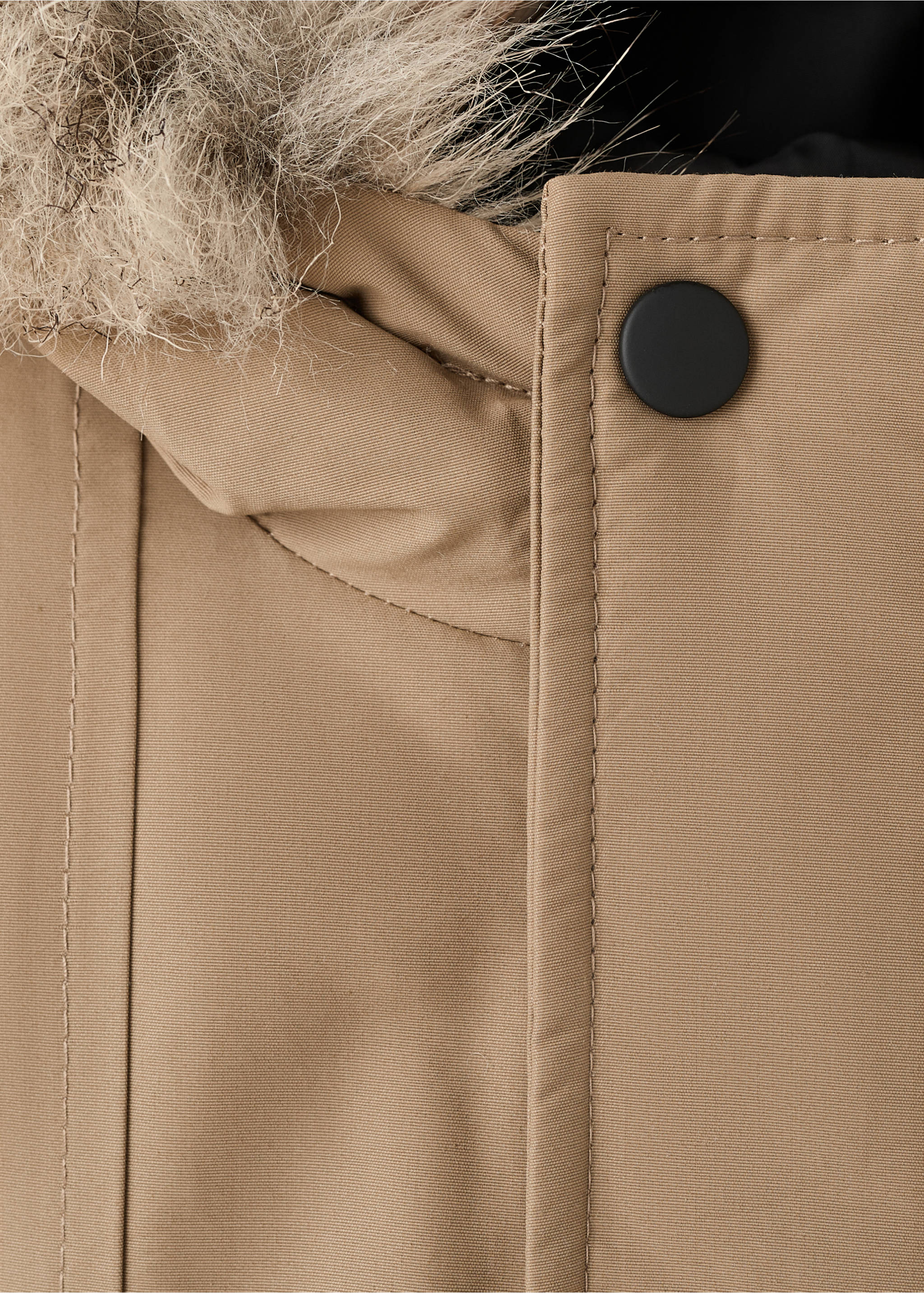 Anorak capucha pelo - Detalle del artículo 8, Caramelo. Ref: 17086342-00.