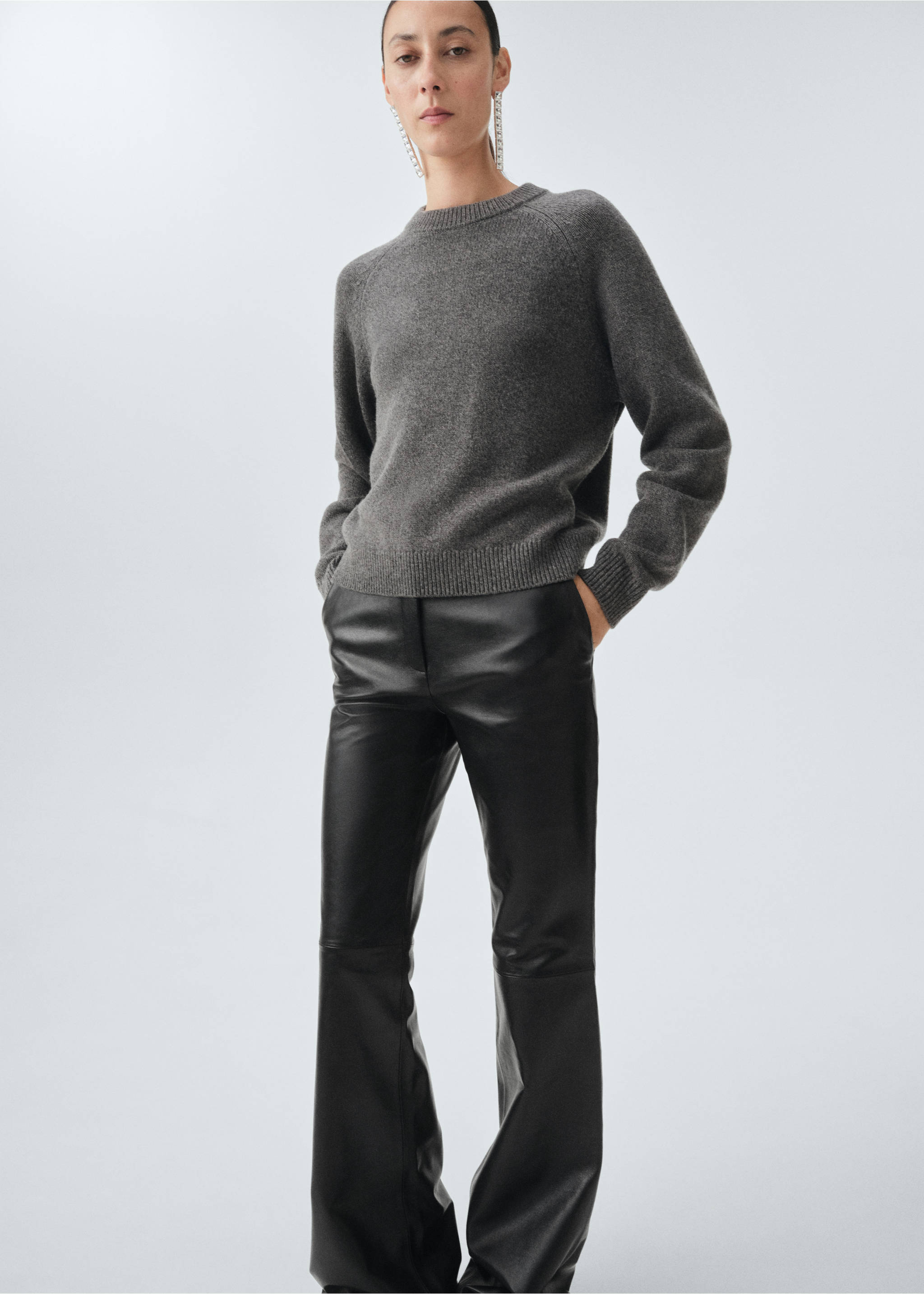 100%皮革喇叭裤 - null, 黑色. Ref: 17086343-00.