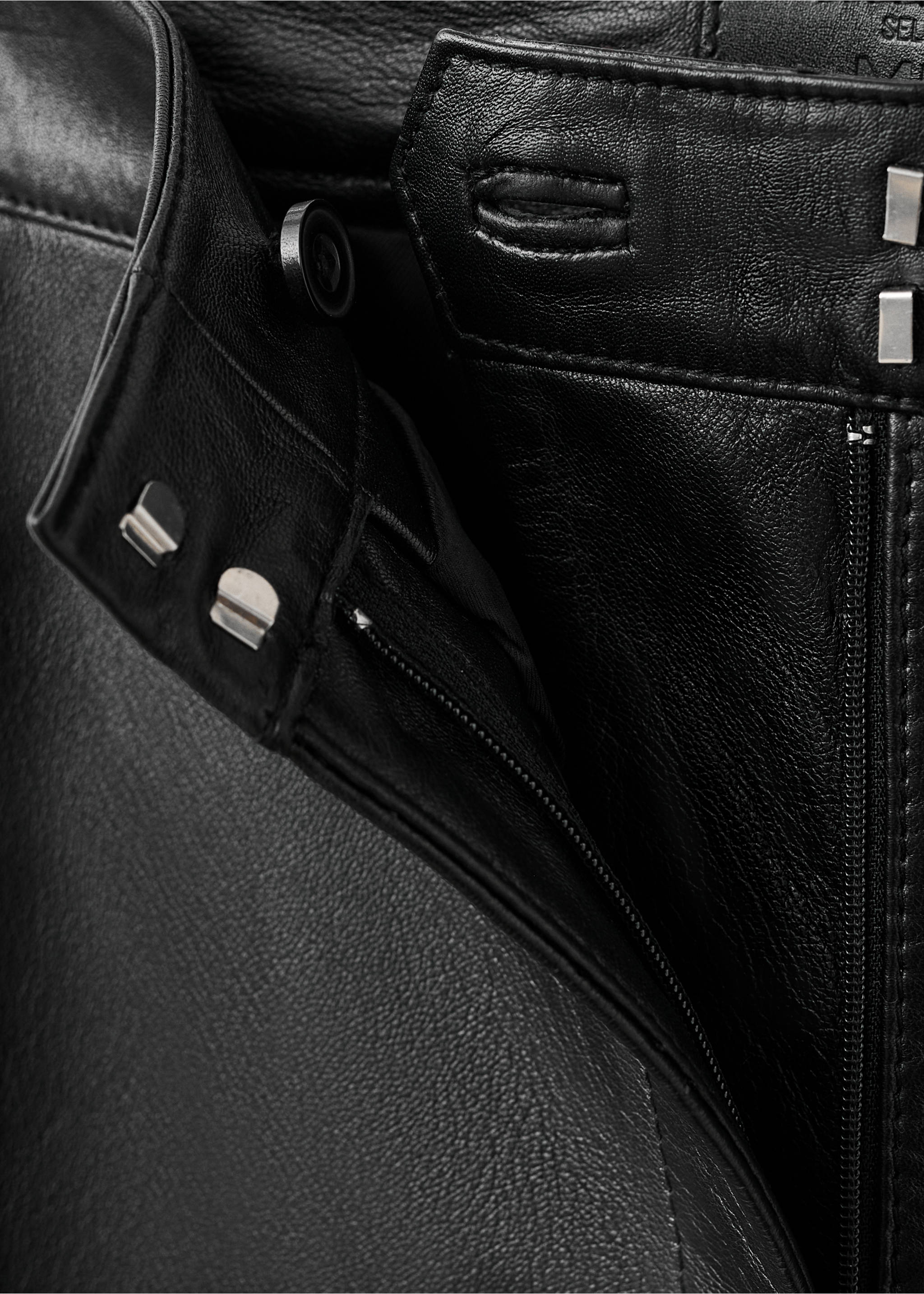 100%皮革喇叭裤 - null, 黑色. Ref: 17086343-00.