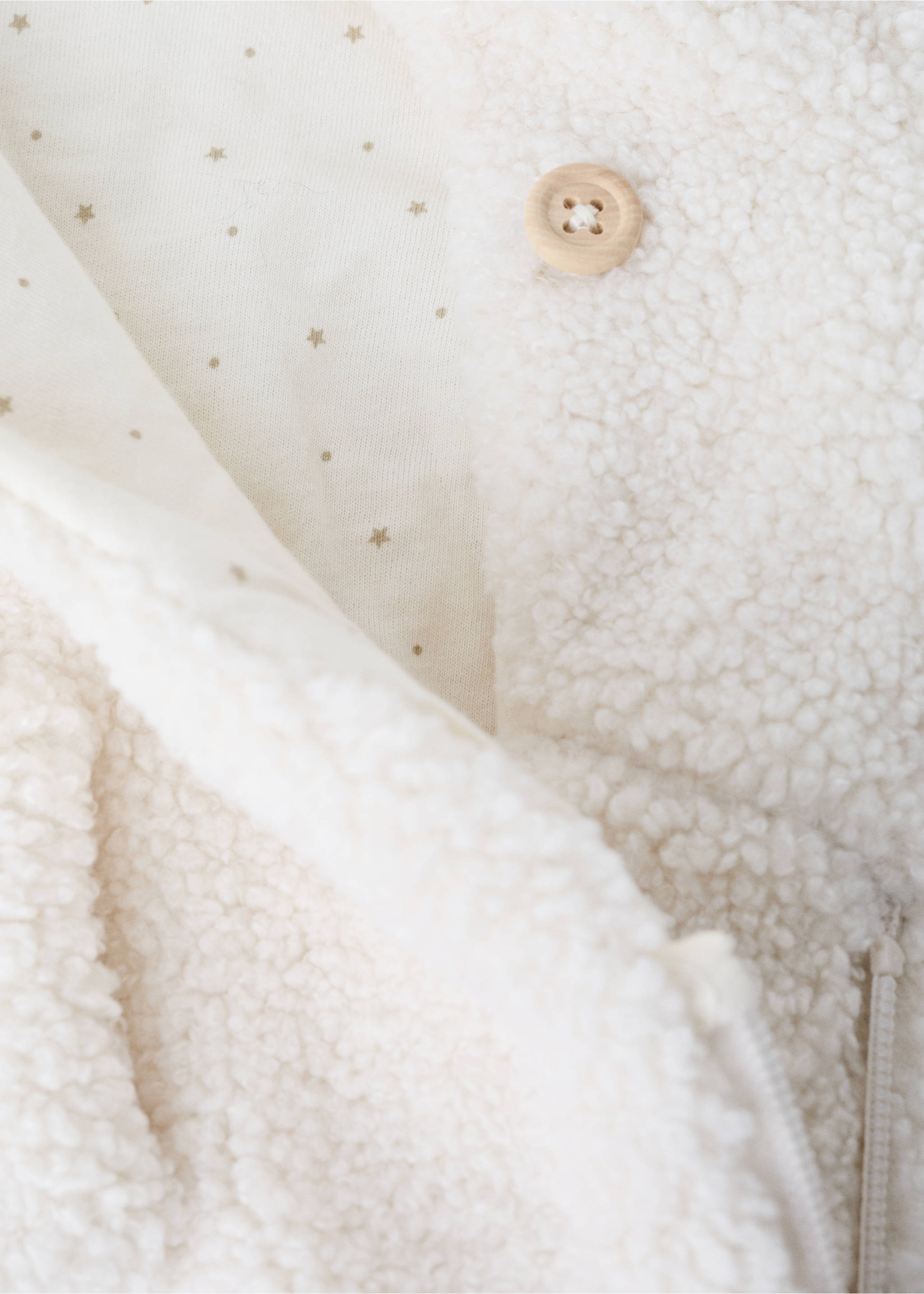 Abrigo largo borreguito - Detalle del artículo 8, Crudo. Ref: 17086344-00.