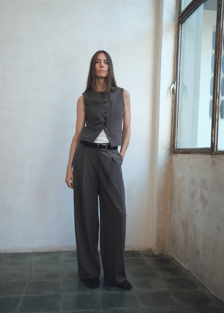 Suit waistcoat with buttons — Grey