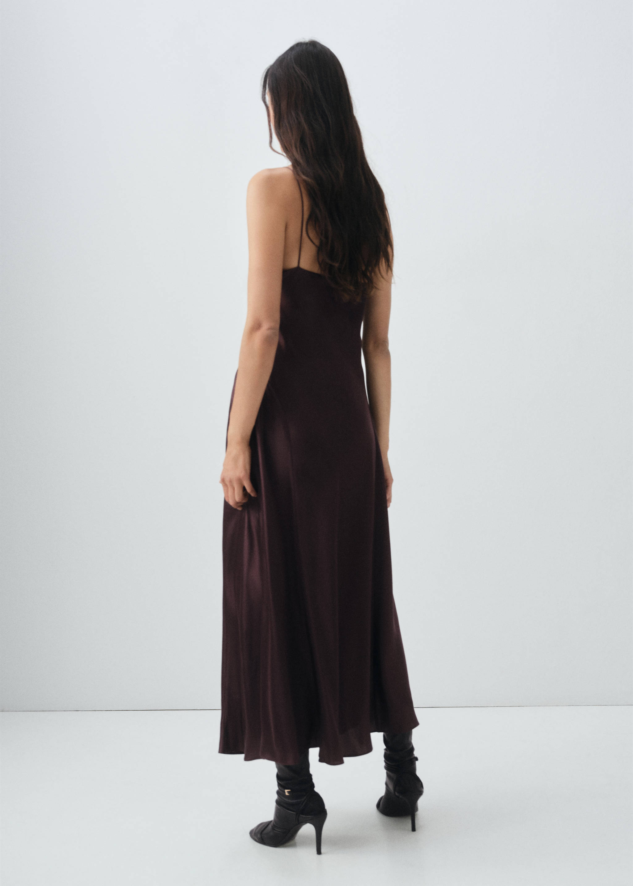 Silk satin dress - Reverse of the article