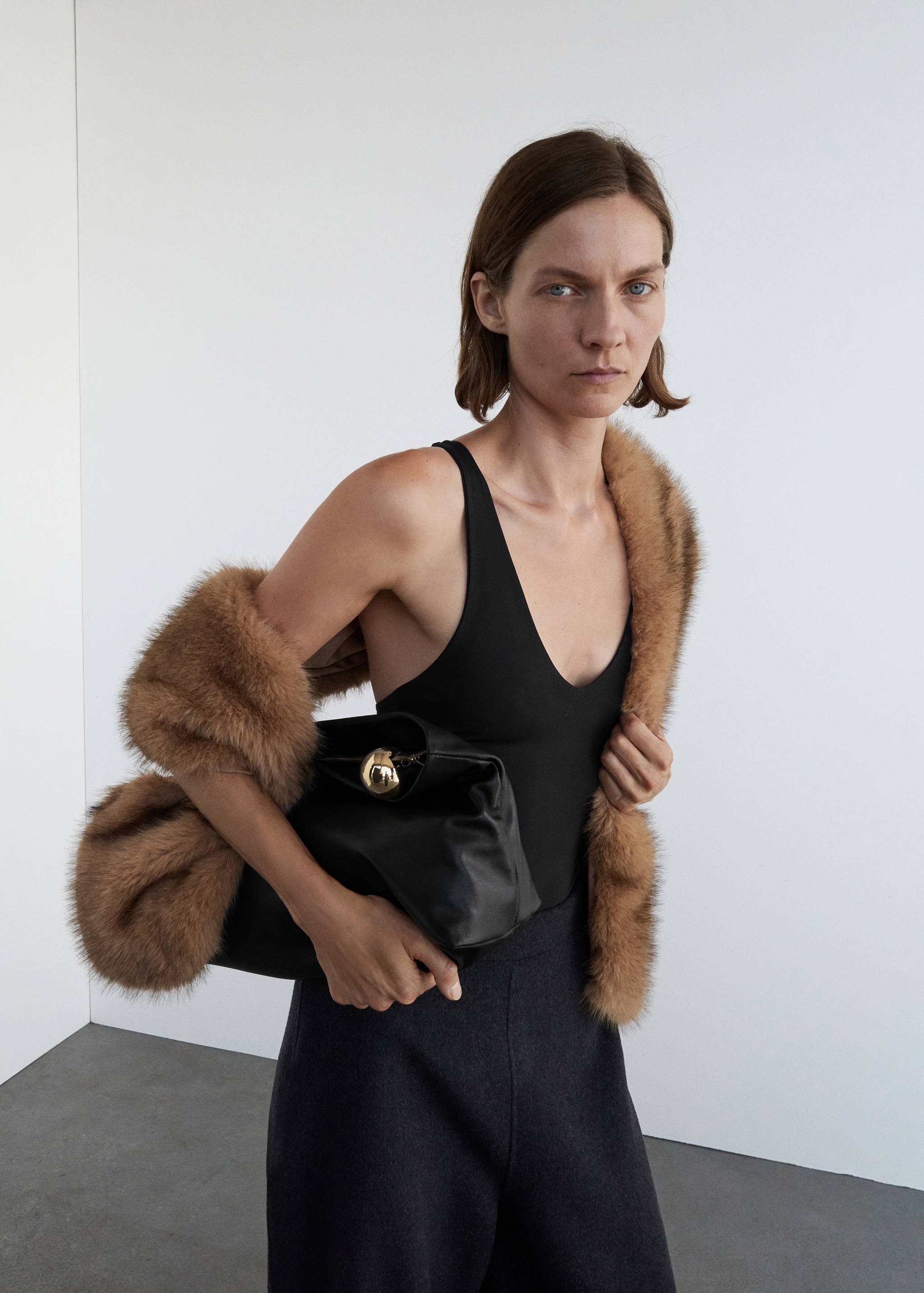 Low-neck bodysuit - Medium plane