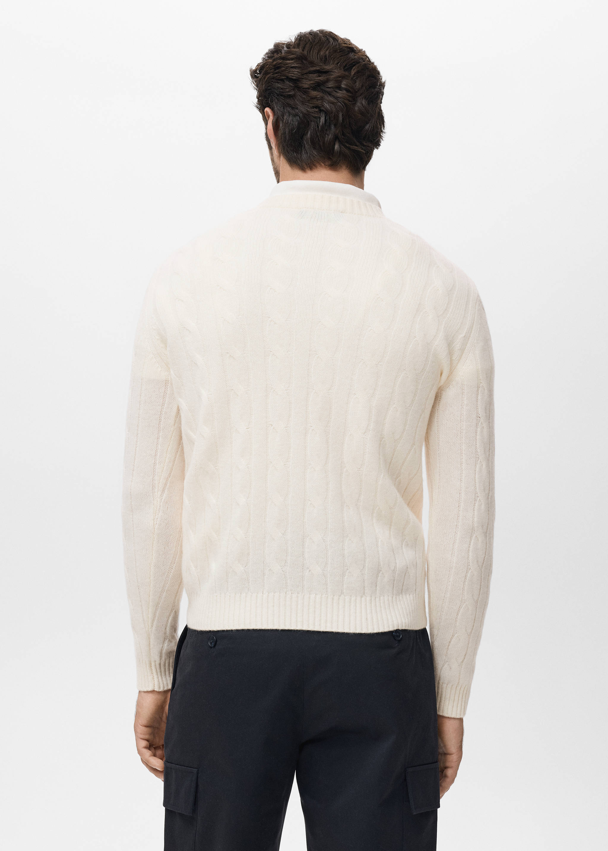 100% wool braided sweater - Reverse of the article