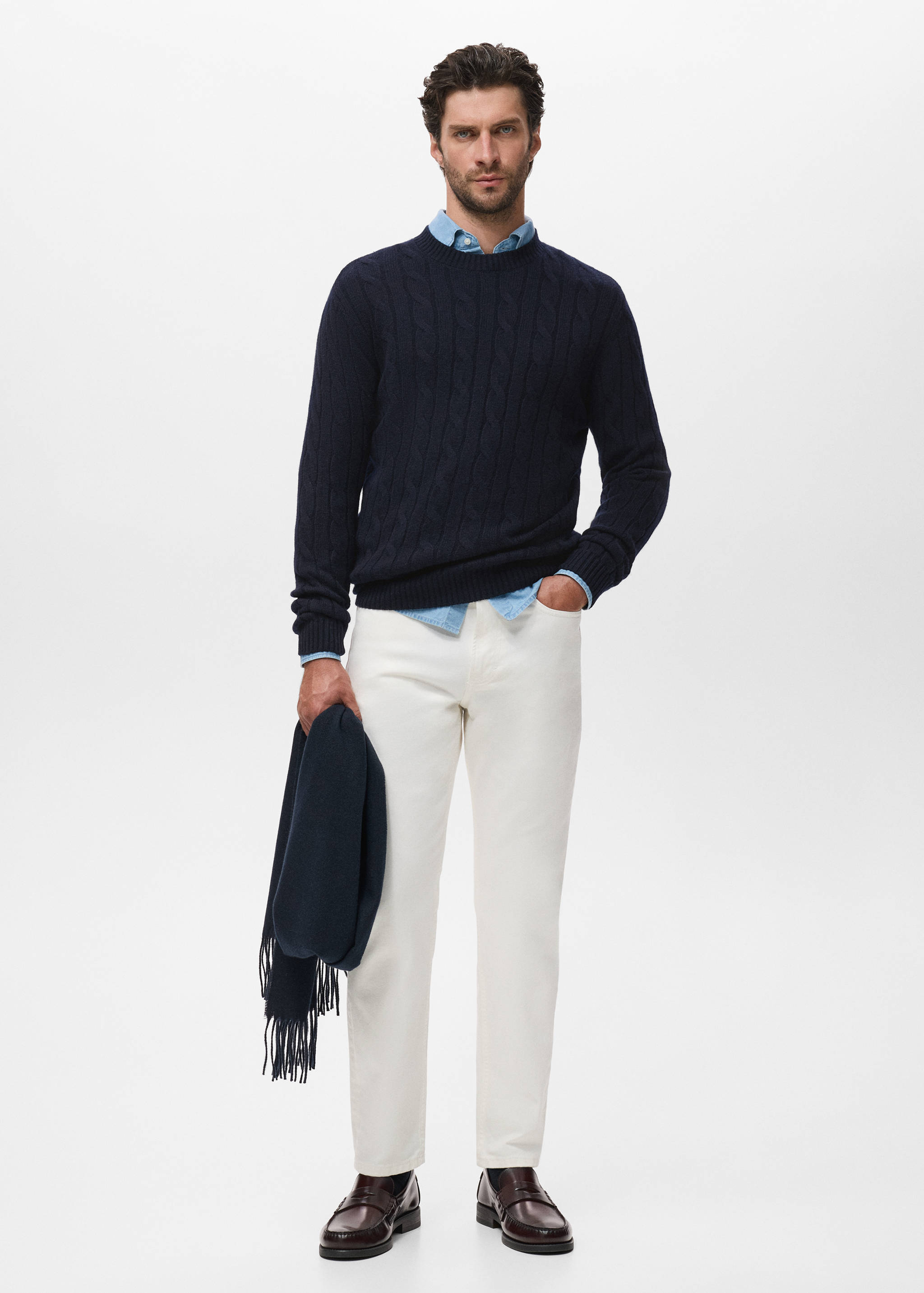 100% wool braided sweater - General plane