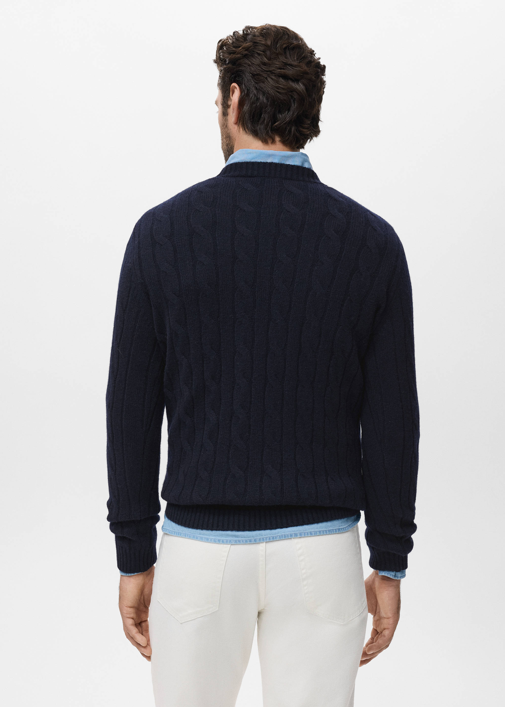 100% wool braided sweater - Reverse of the article