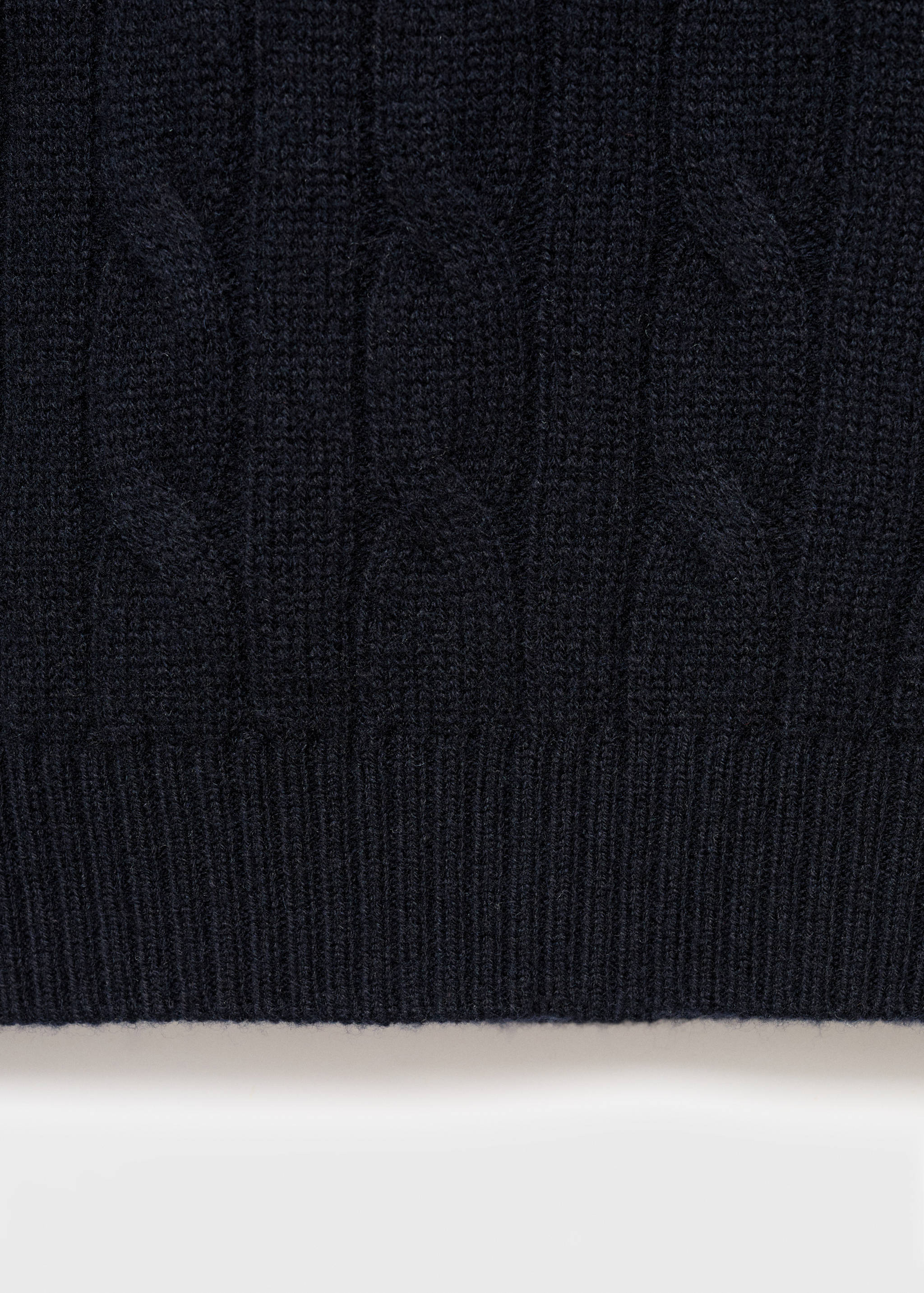 100% wool braided sweater - Details of the article 0