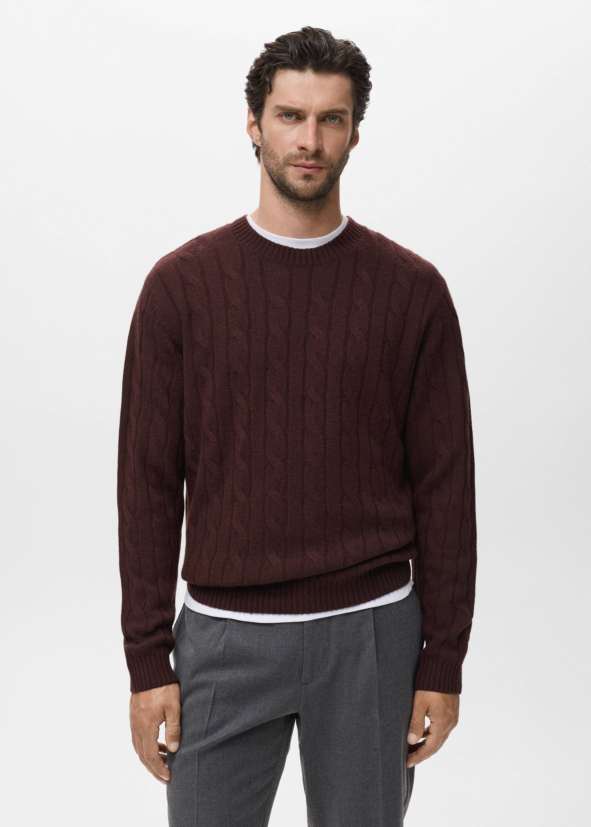 100% wool braided sweater - Medium plane