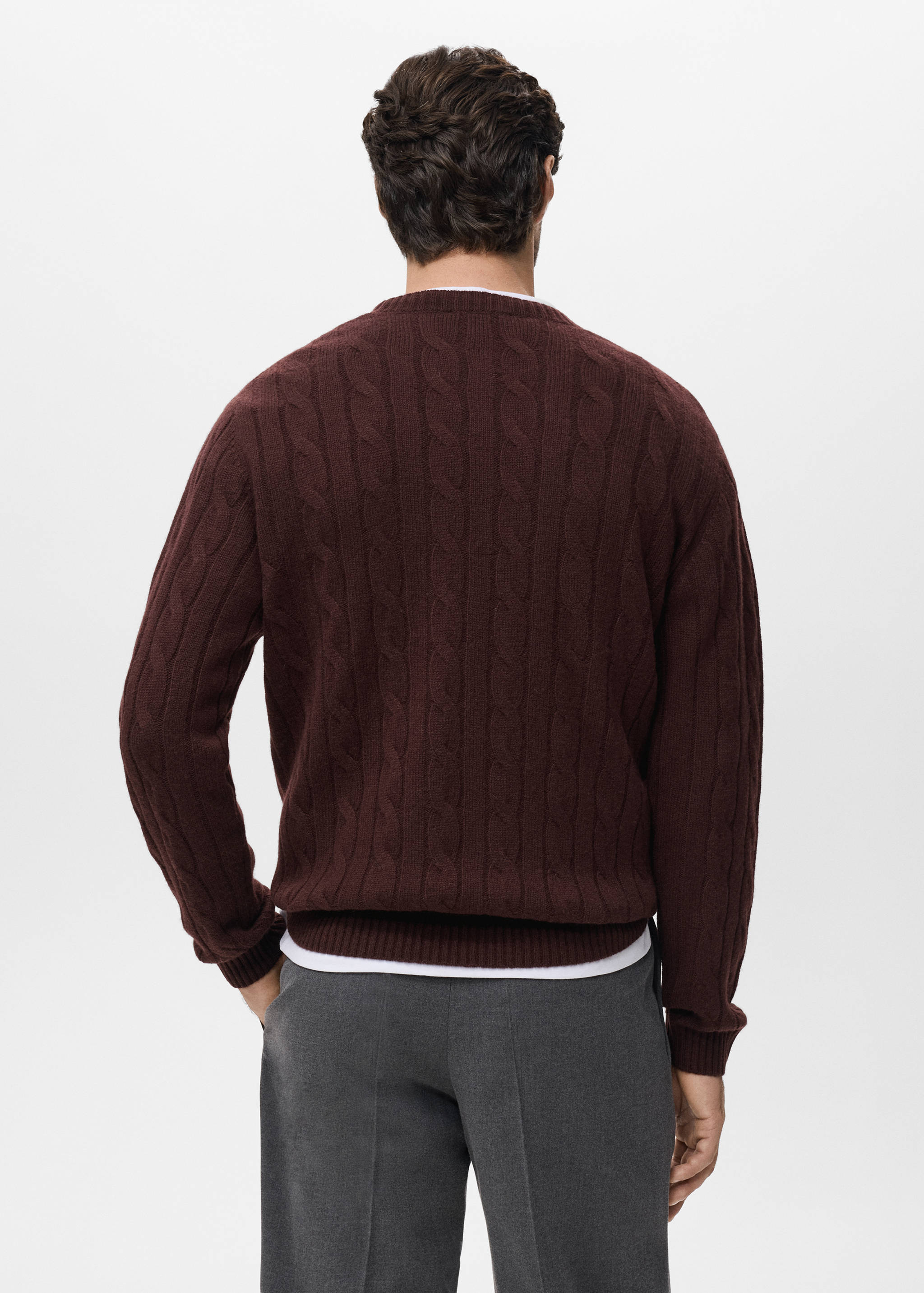100% wool braided sweater - Reverse of the article
