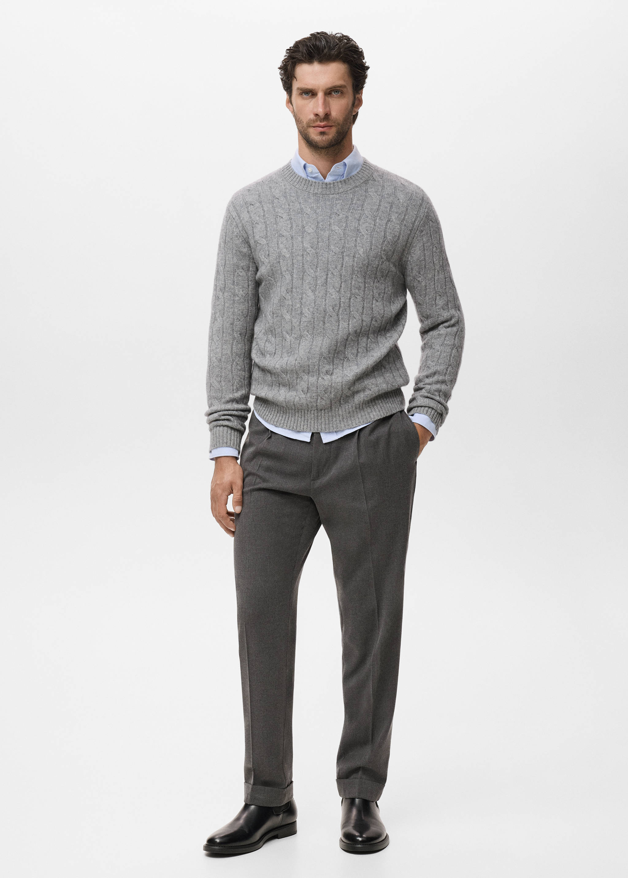 100% wool braided sweater - General plane