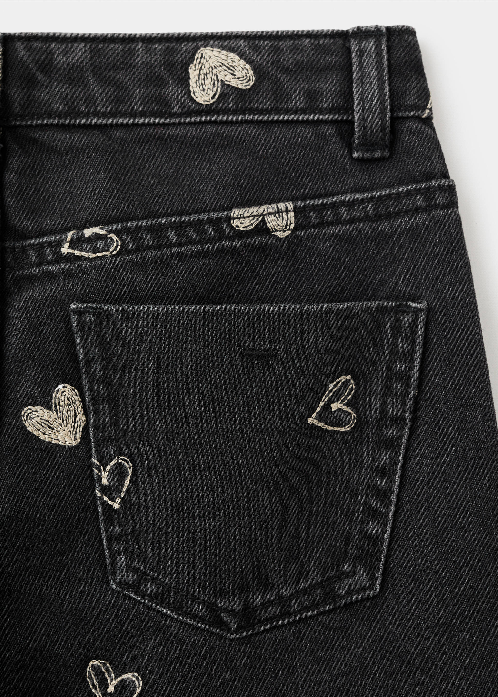 Jeans with embroidered heart - Details of the article 8, Black denim. Ref: 17086725-00.
