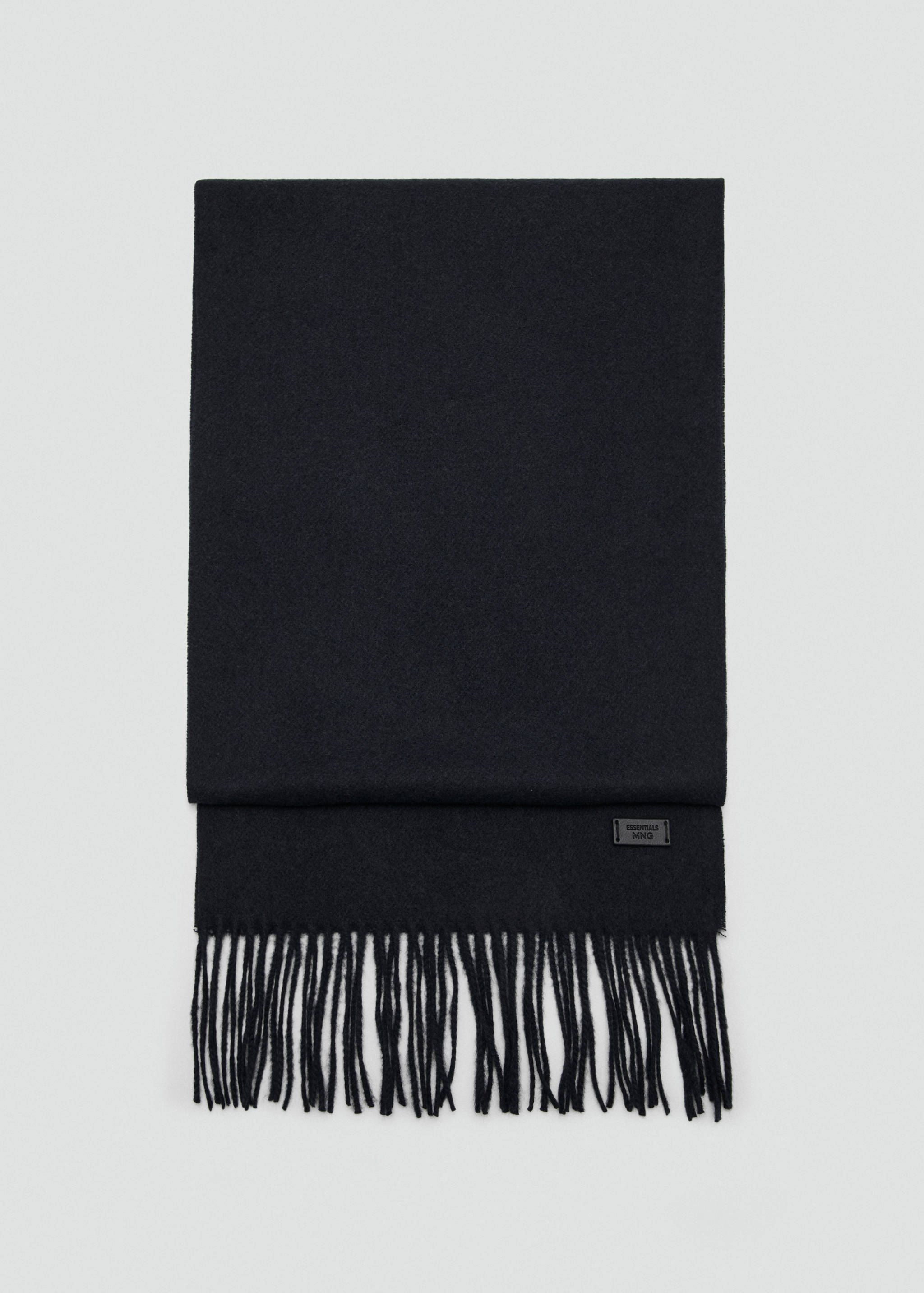 Однотонный шарф с бахромой - Изделие без модели