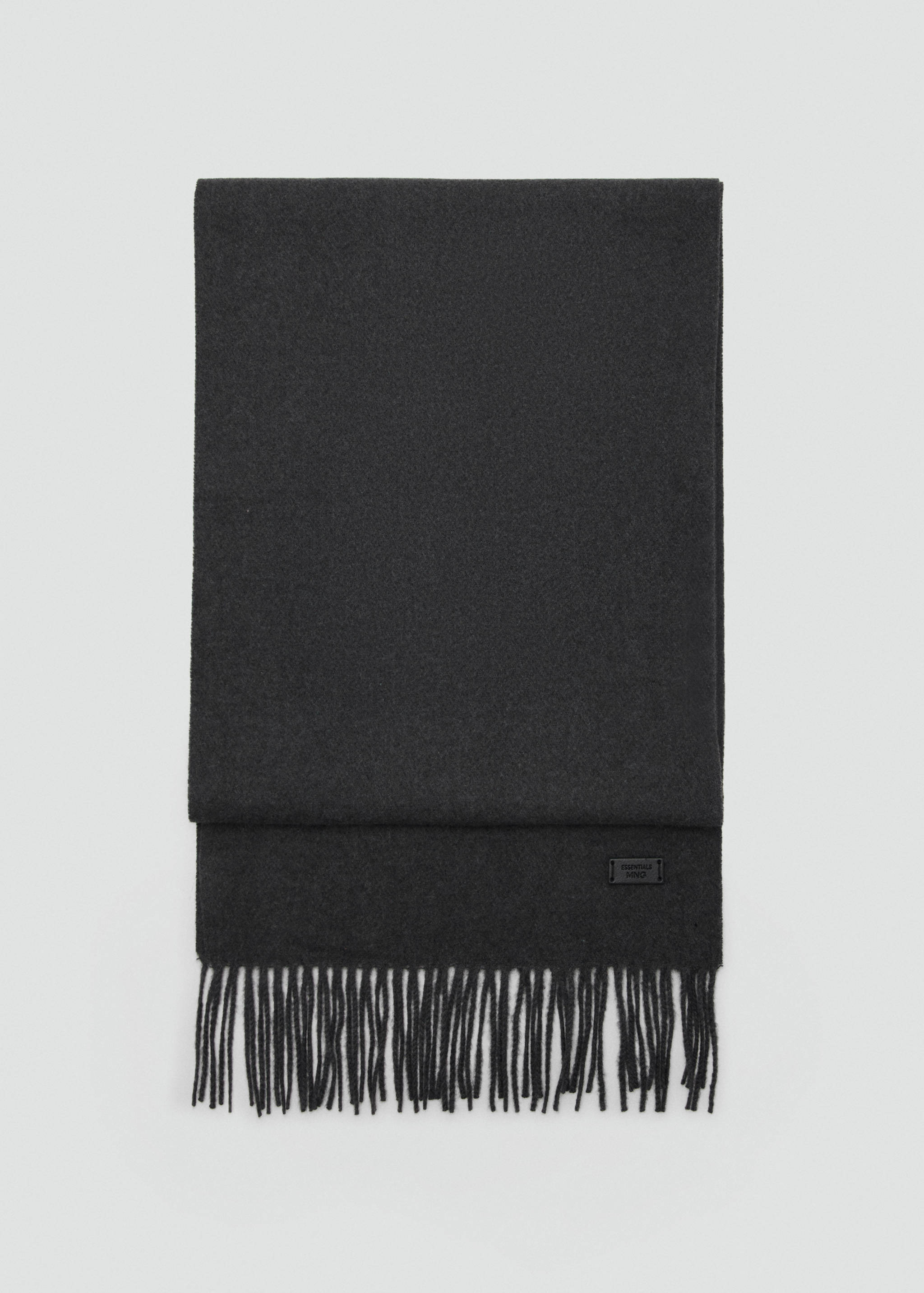 Однотонный шарф с бахромой - Изделие без модели