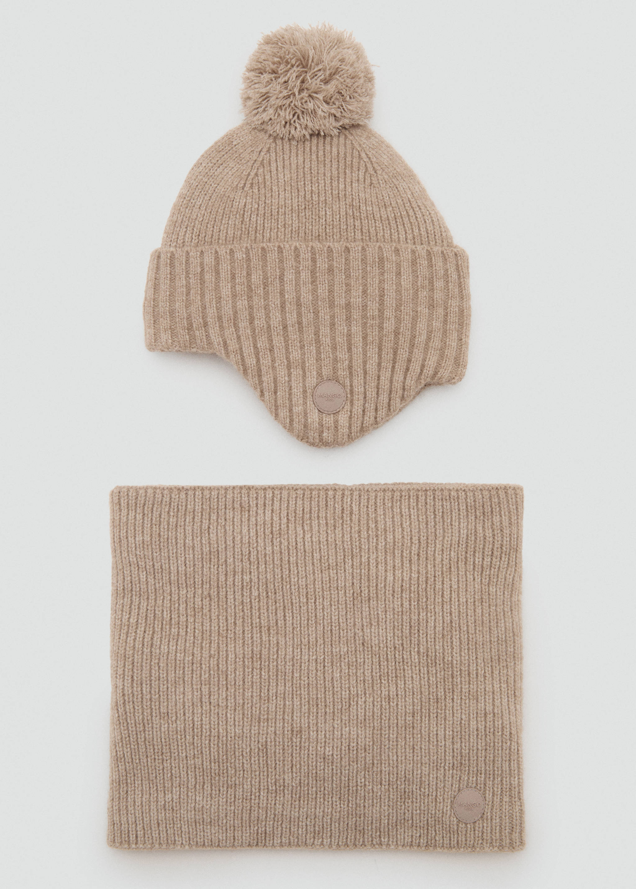 Knitted bobble hat - Details of the article 2