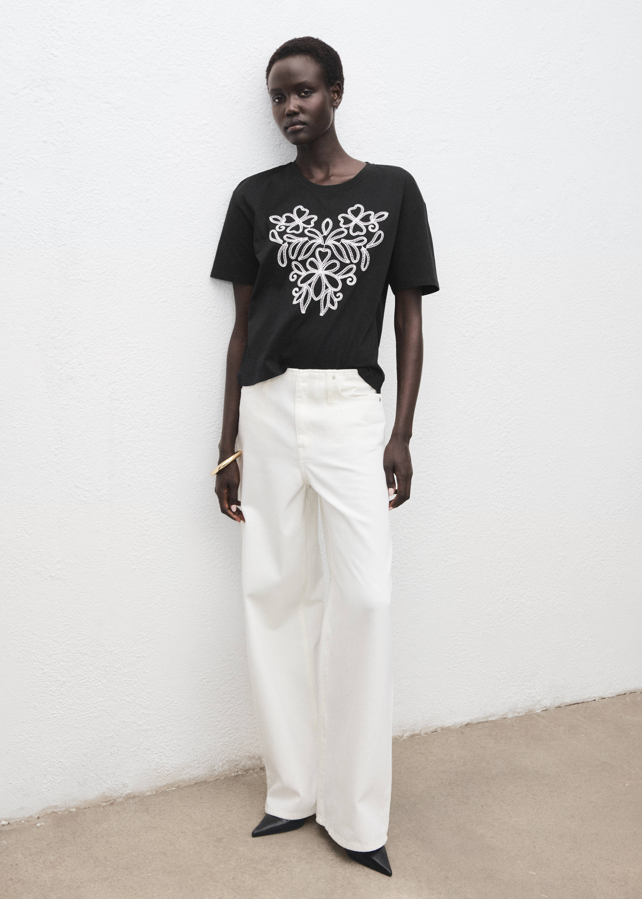 Floral-embroidered cotton t-shirt - General plane