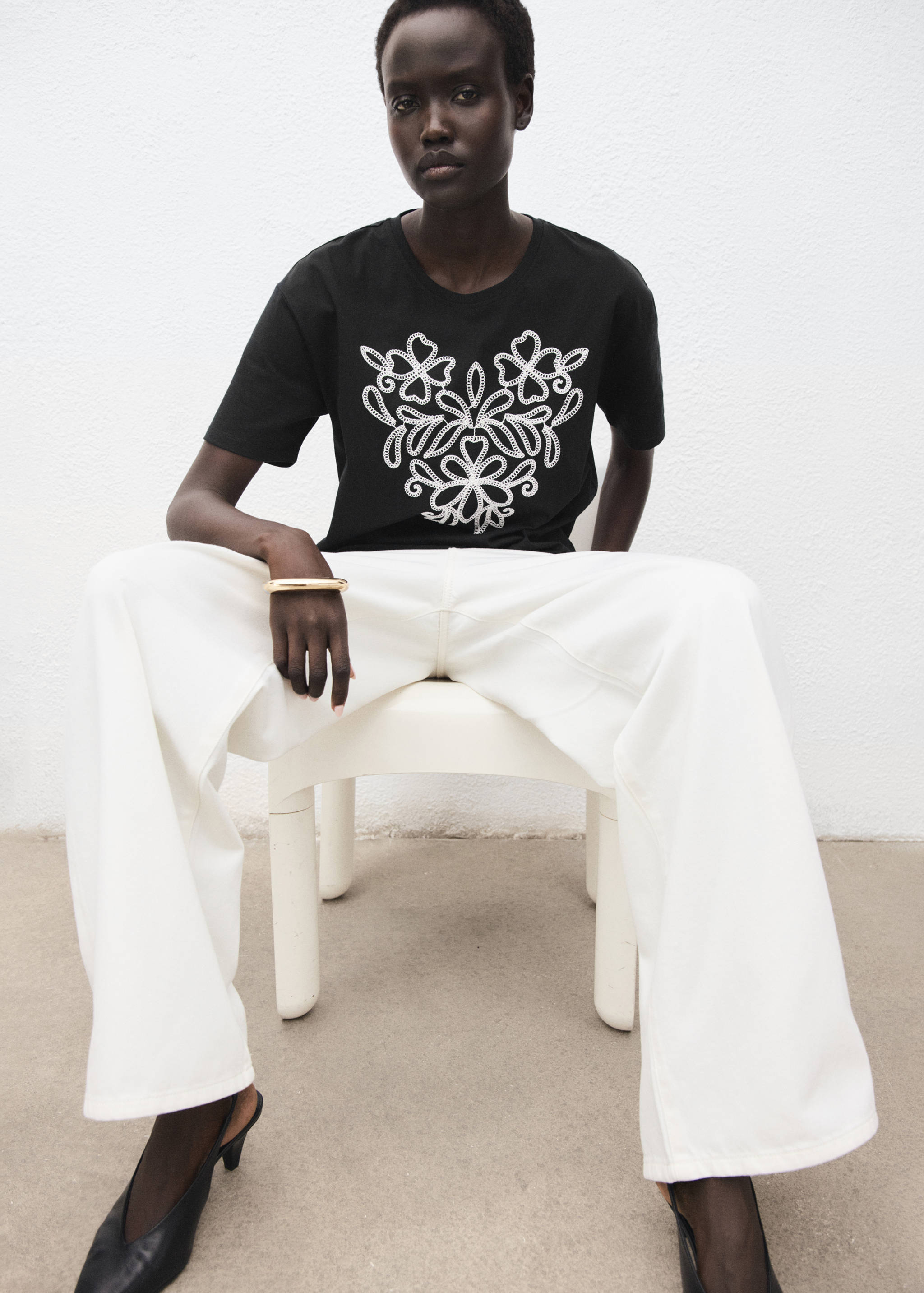 Floral-embroidered cotton t-shirt - Medium plane