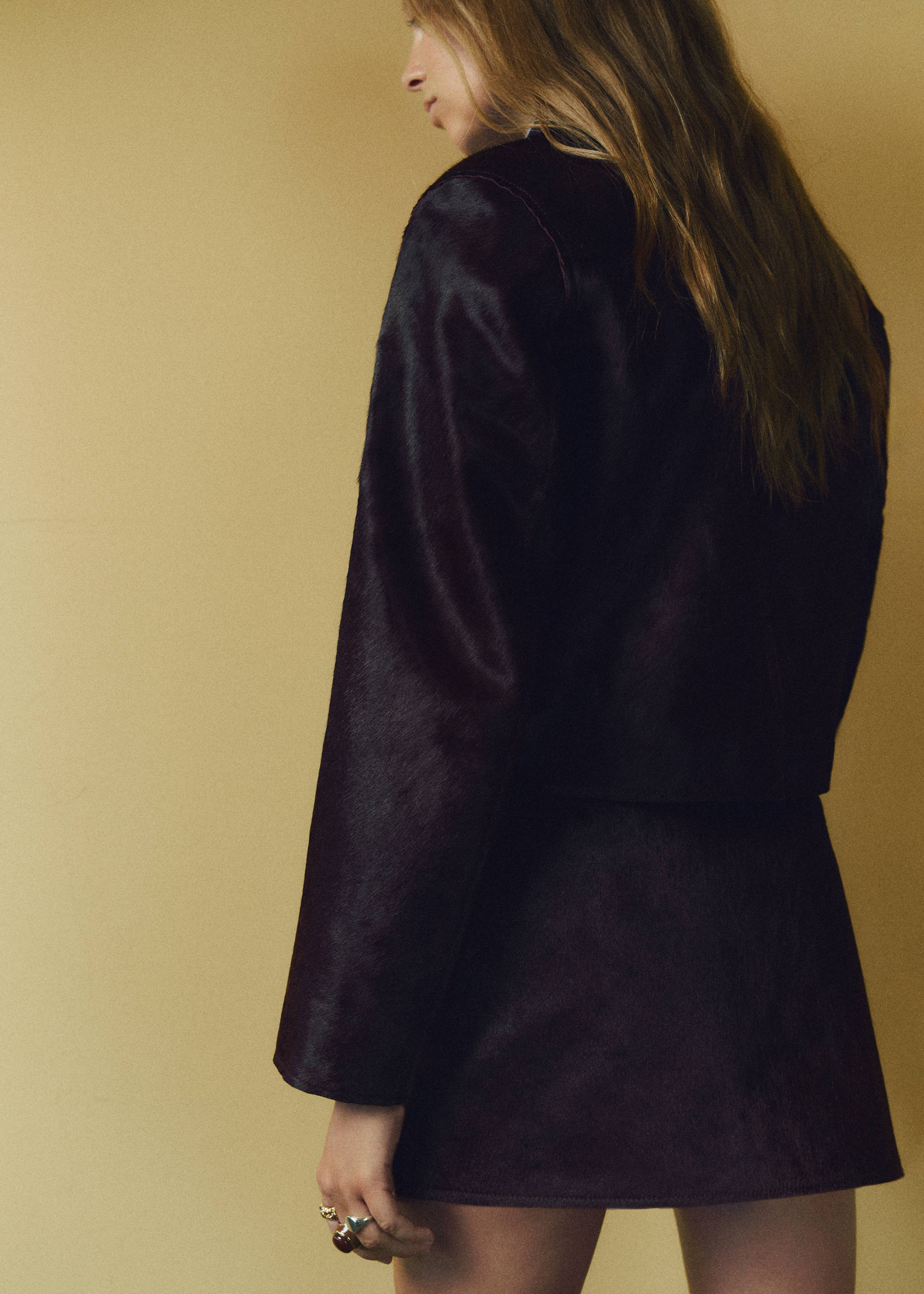 Leather jacket with fur pockets - Reverse of the article