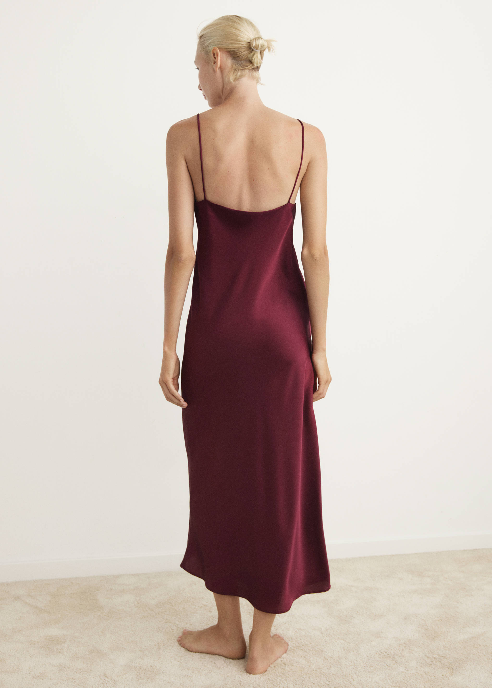 Midinattlinne i satin - Artikelns baksida