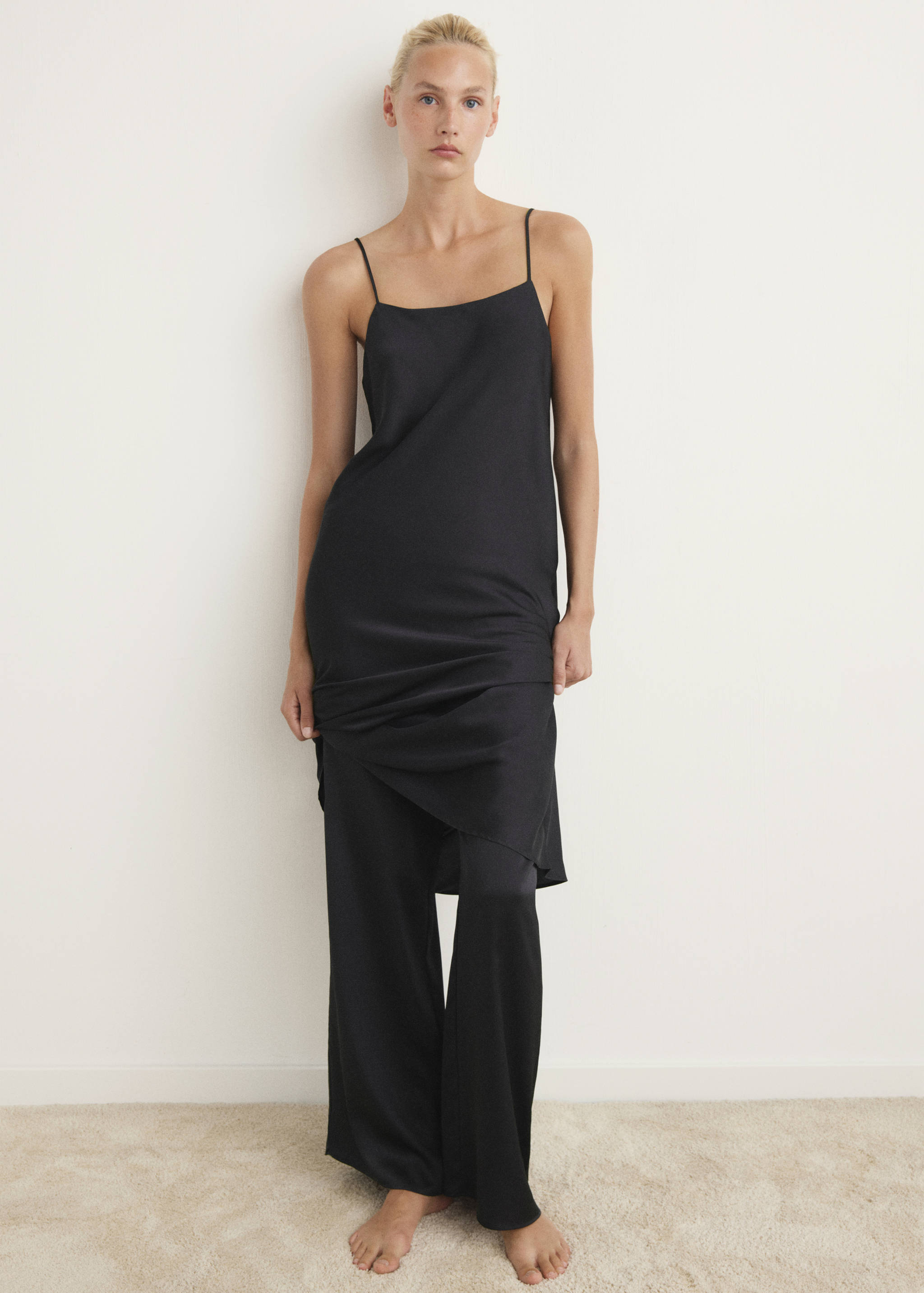 Satin midi-nightdress - Details of the article 2