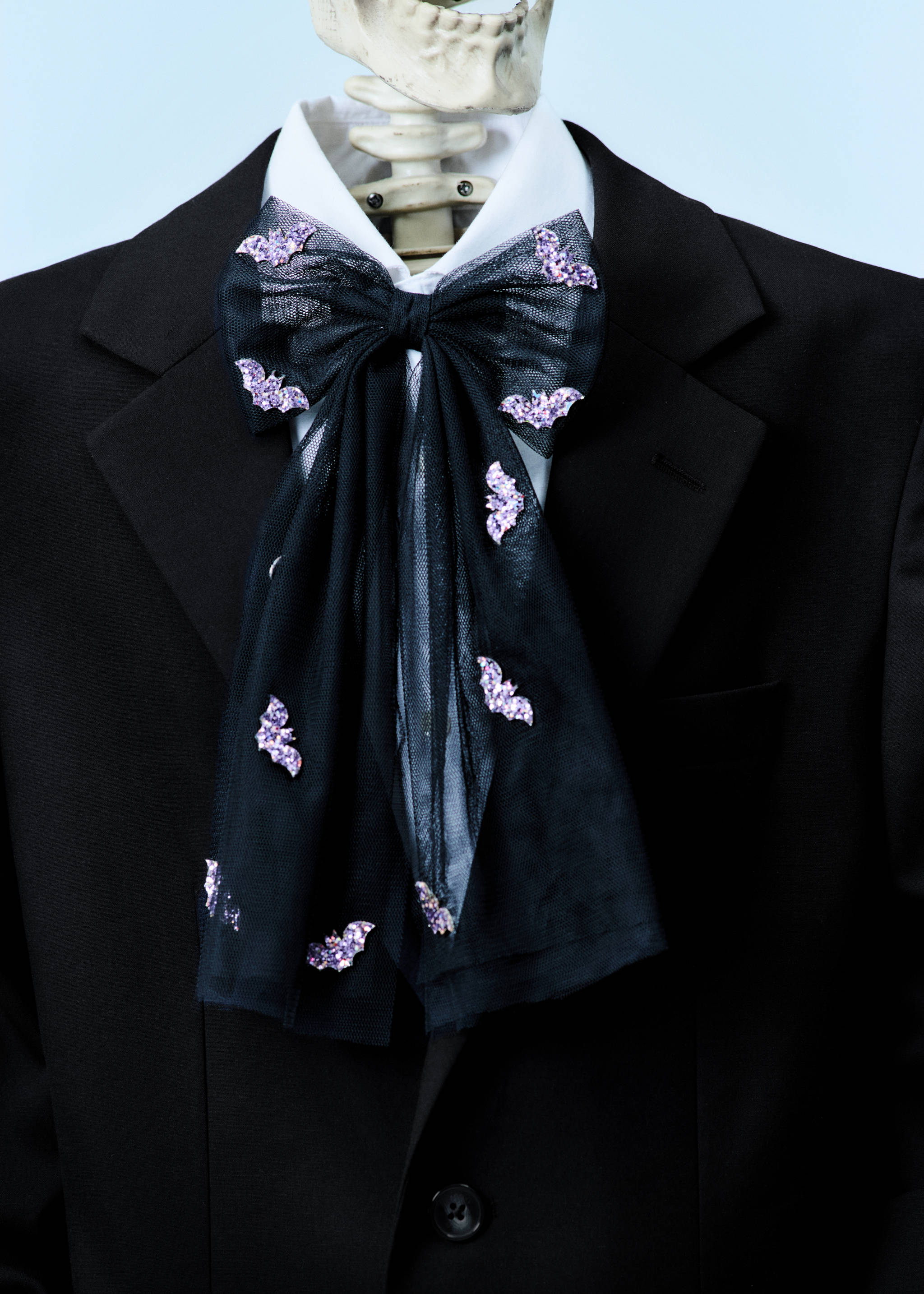 Bat barrette with bow - Details of the article 5