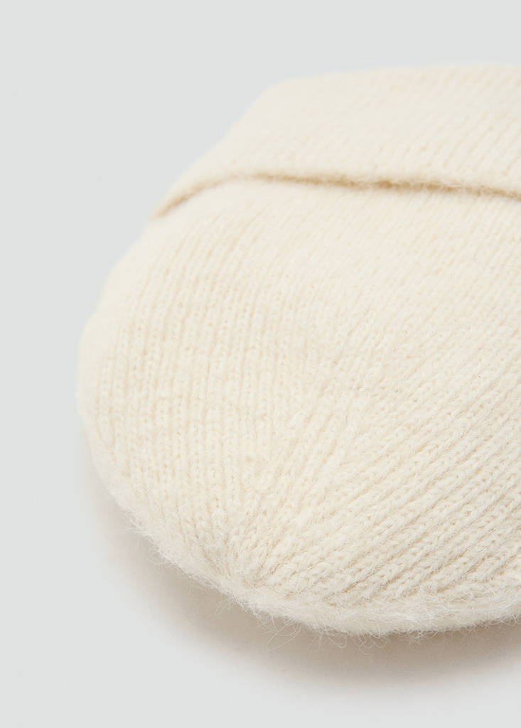 Rib-knit cap — Ecru