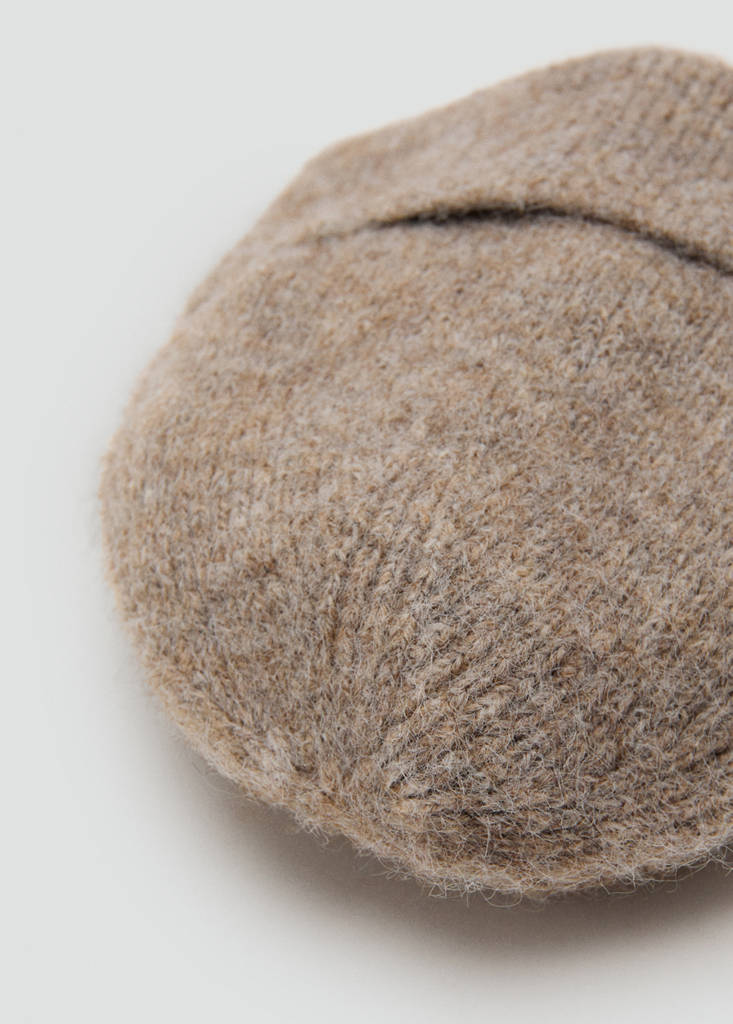 Rib-knit cap — Medium Brown