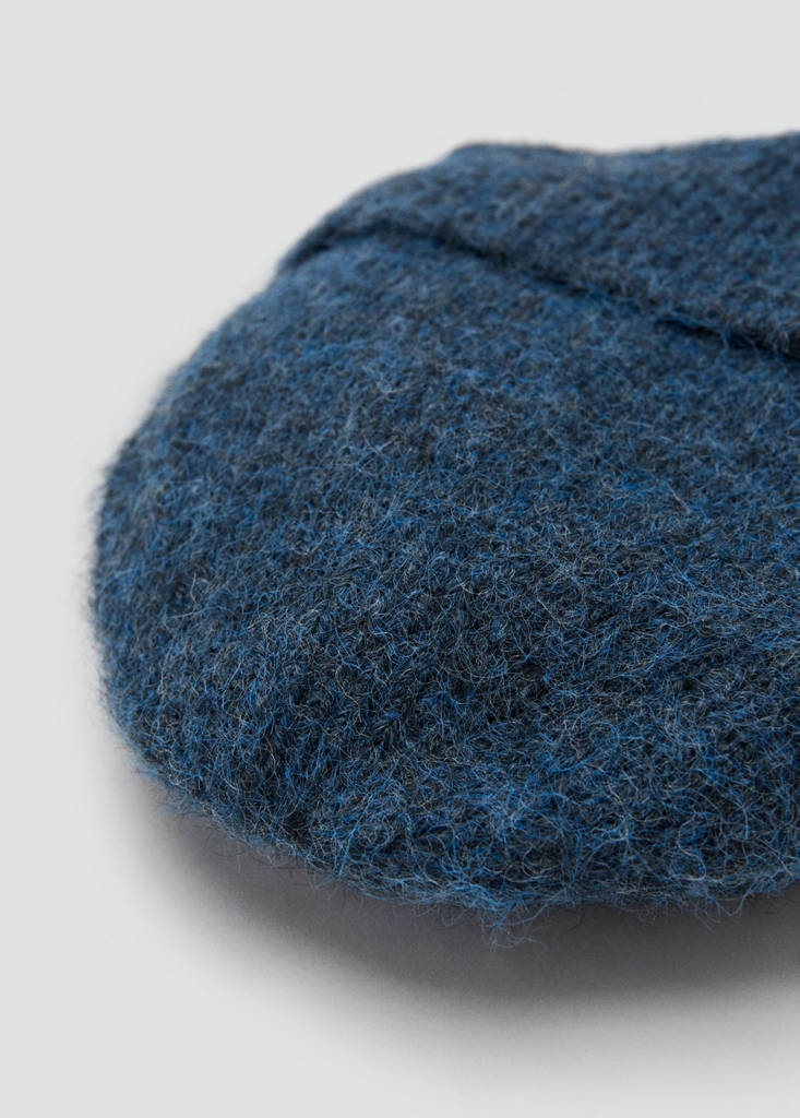 Rib-knit cap — Navy