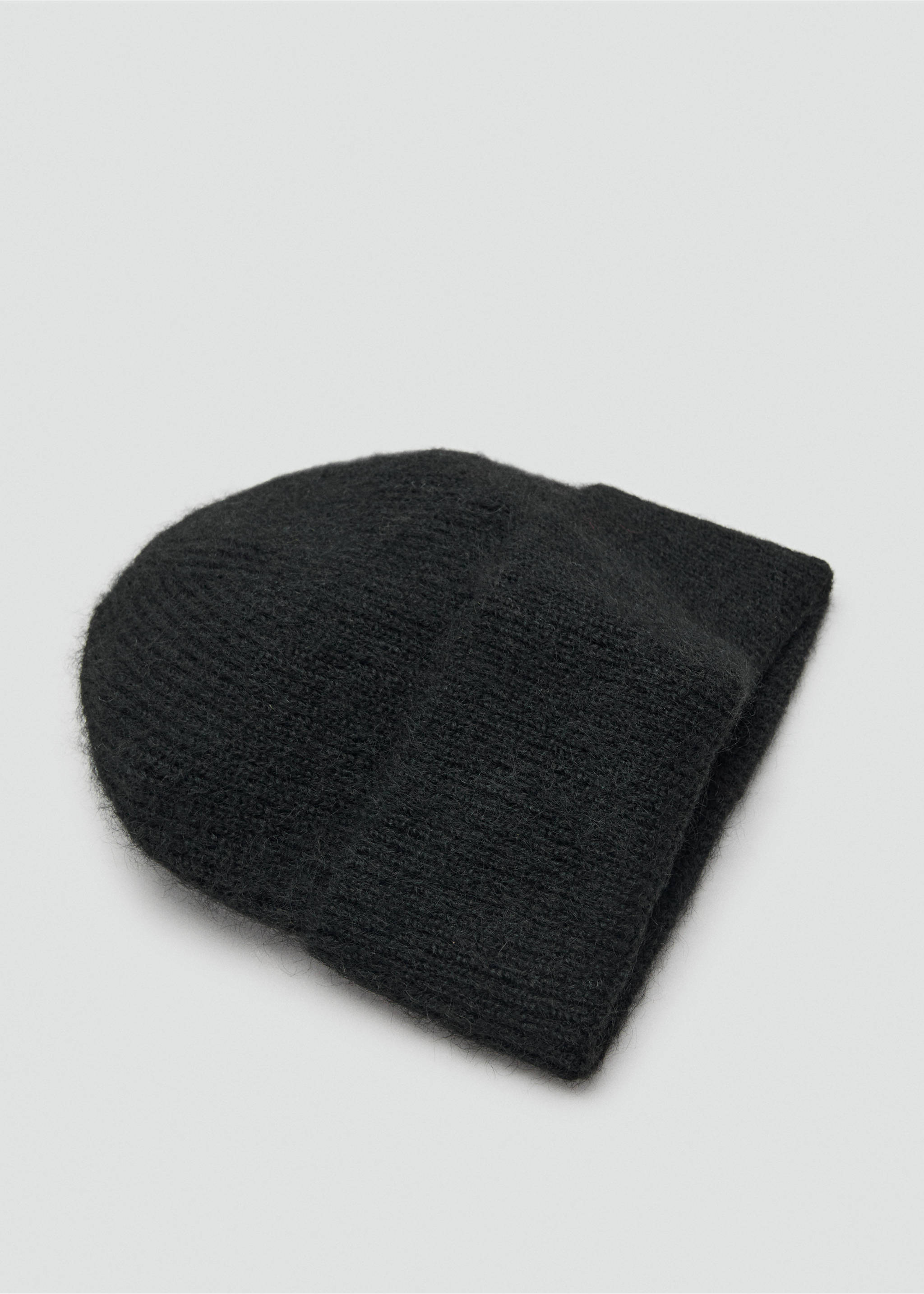 Rib-knit cap - Medium plane, Black. Ref: 17087764-00.