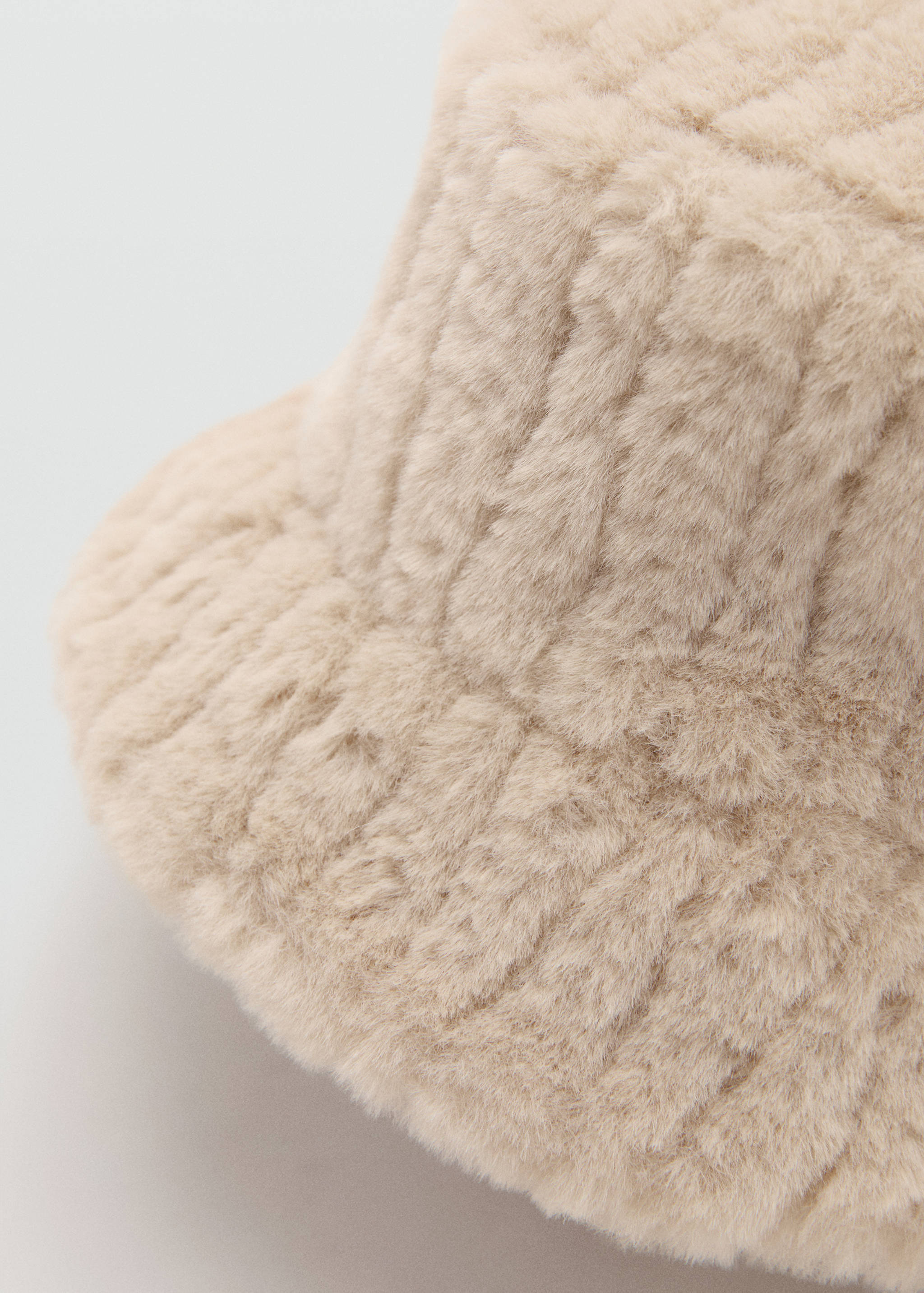Faux-fur bucket hat - Medium plane