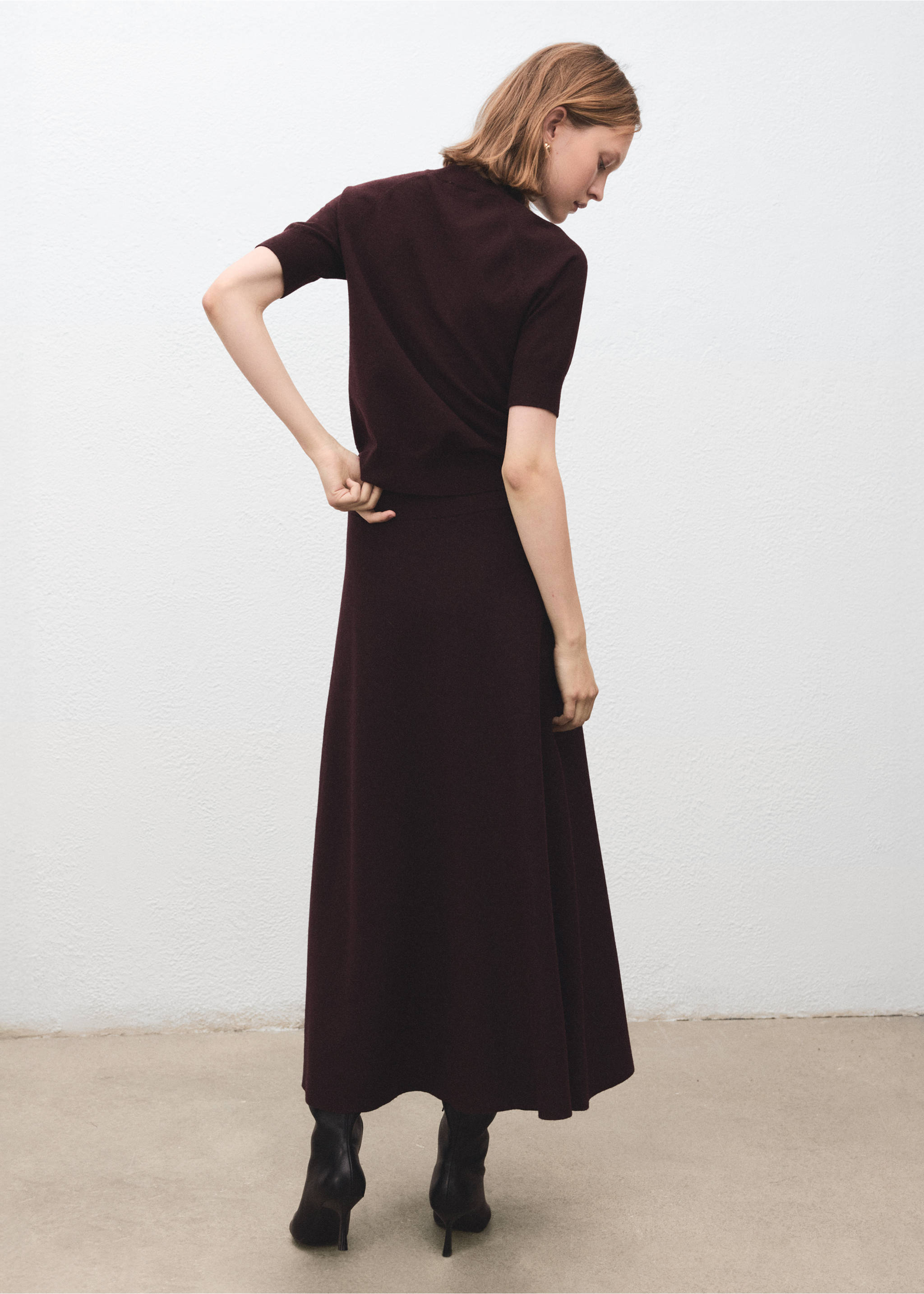 Wool-blend knitted skirt - Reverse of the article, Wine. Ref: 17087779-00.