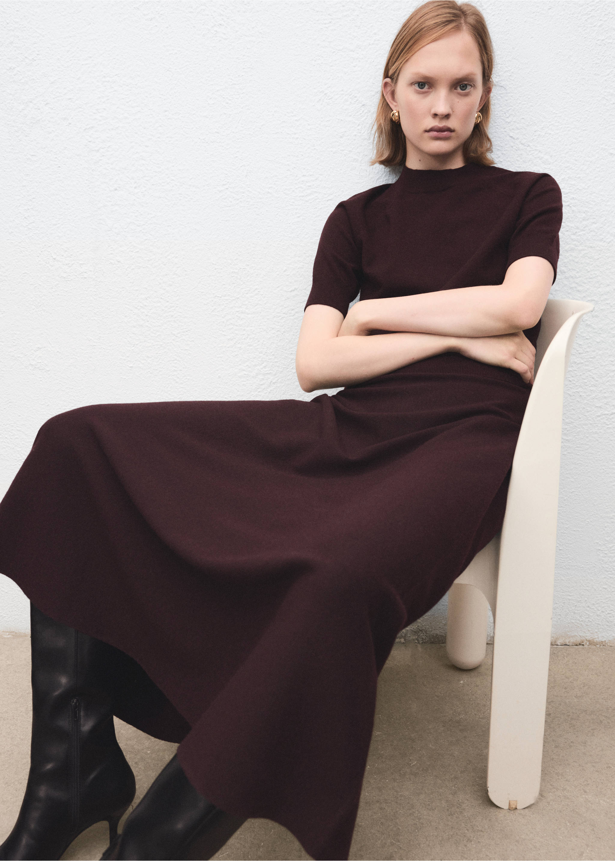 Wool-blend knitted skirt - Details of the article 2, Wine. Ref: 17087779-00.