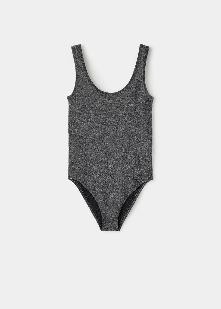 Glossed-effect body — Black