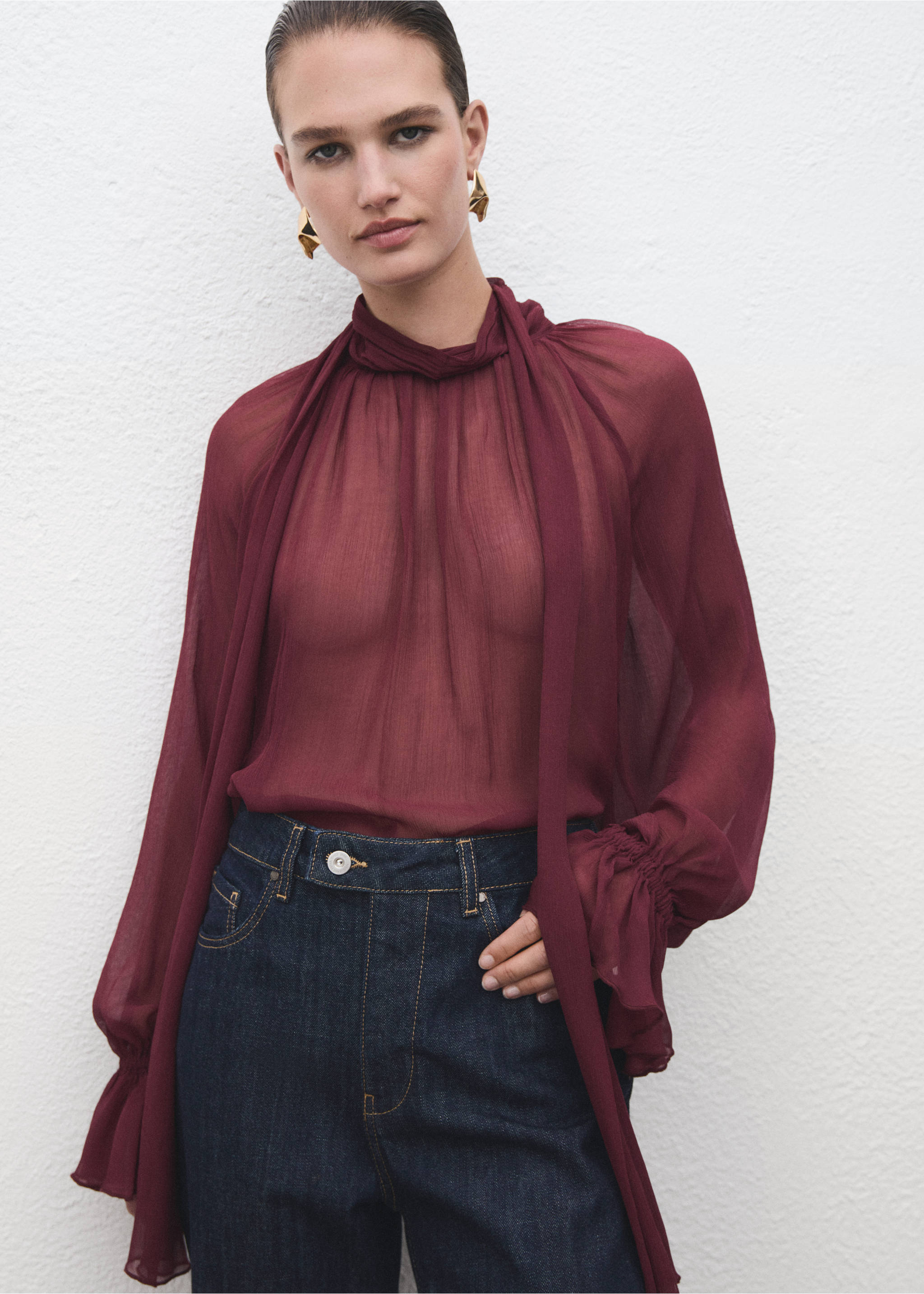 Straight-leg jeans with placket - Details of the article 1, Open Blue. Ref: 17087796-00.