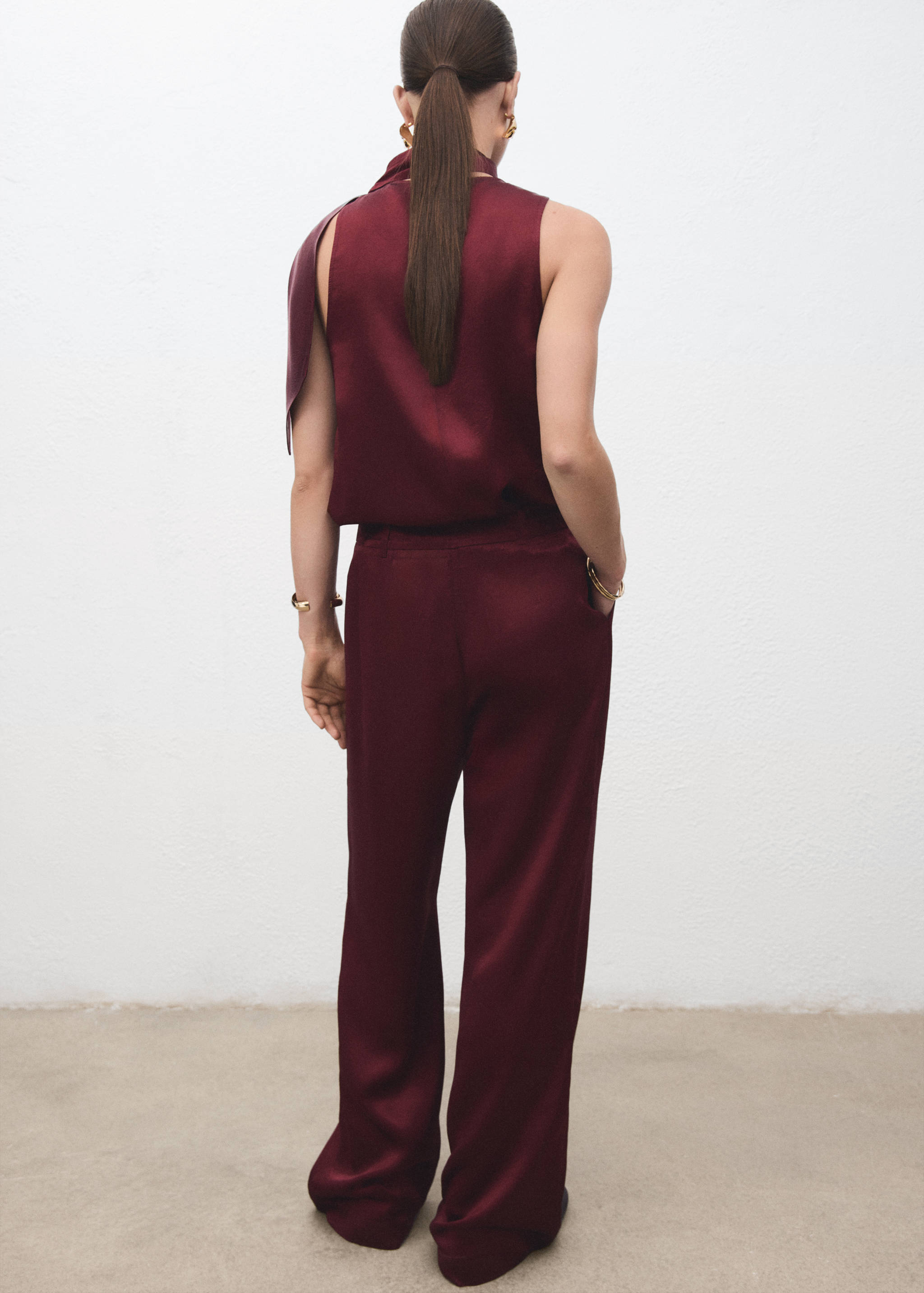 بنطلون واسع الساق ساتيني - الجهة الخلفية للمنتج