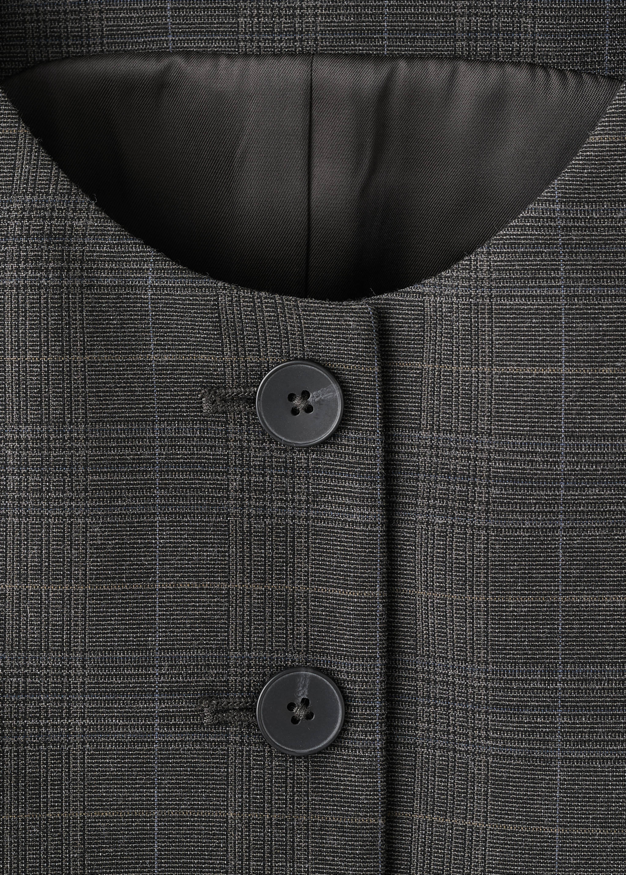 Check suit waistcoat - Details of the article 8
