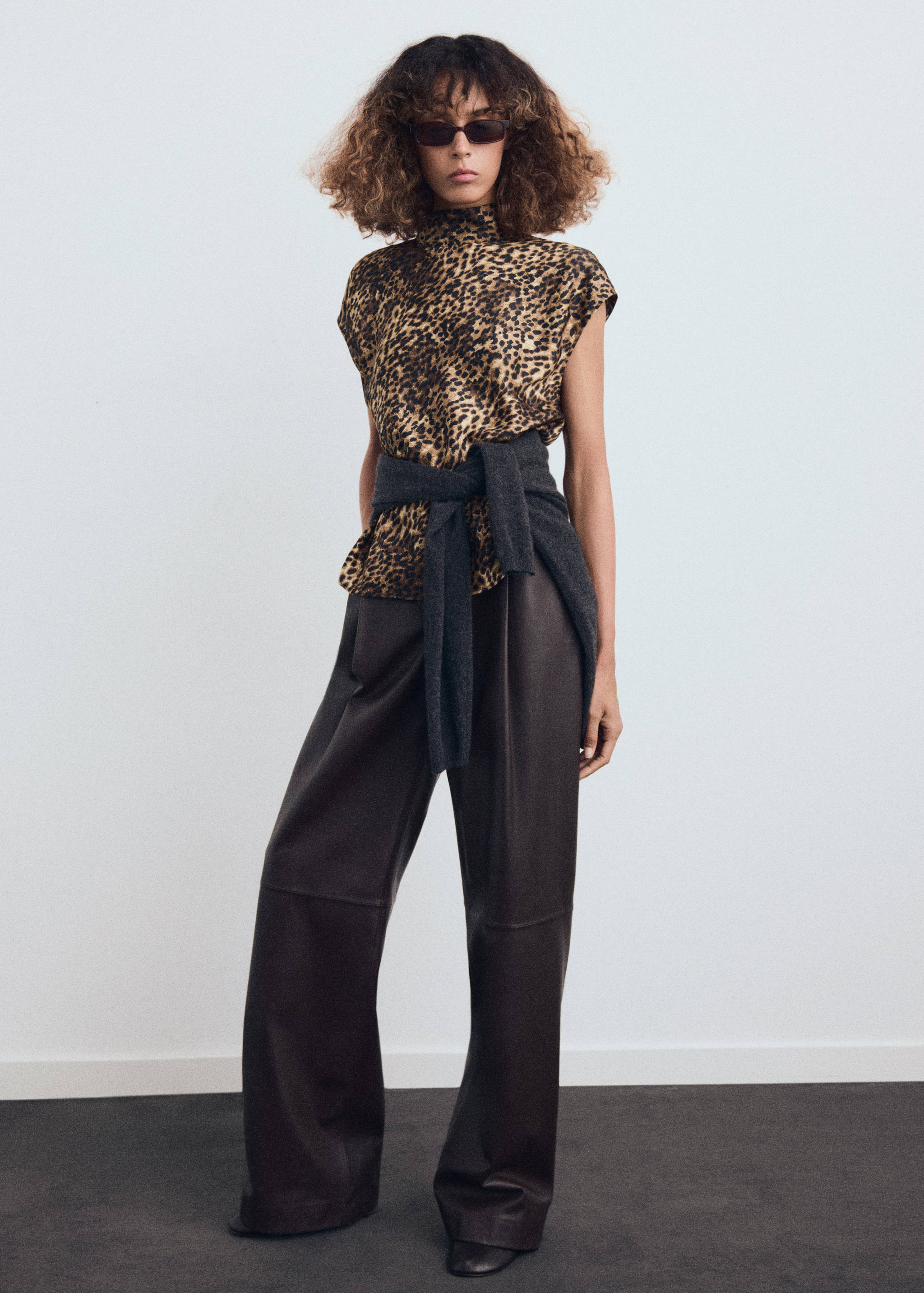 Leopard-print satin blouse - General plane