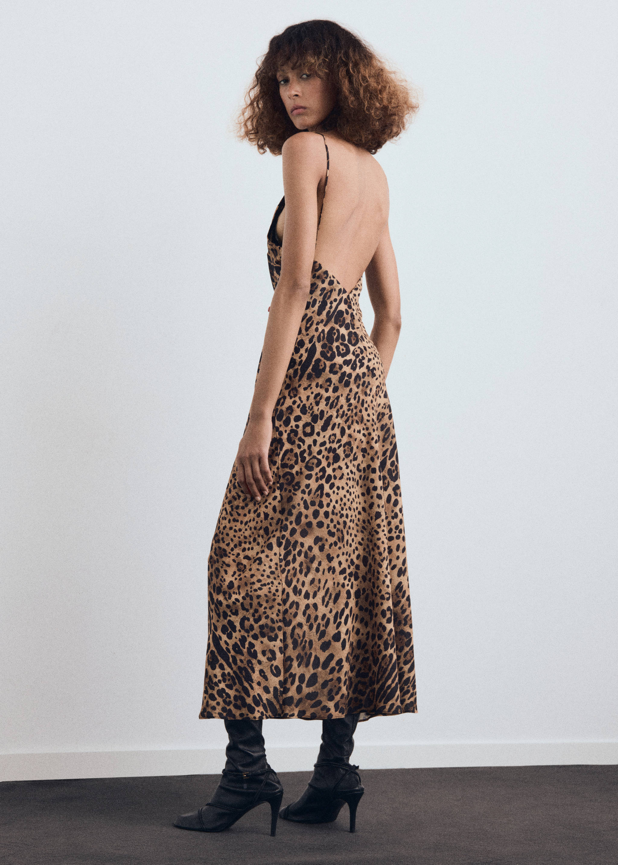 Leopard-print open-back dress - Reverse of the article