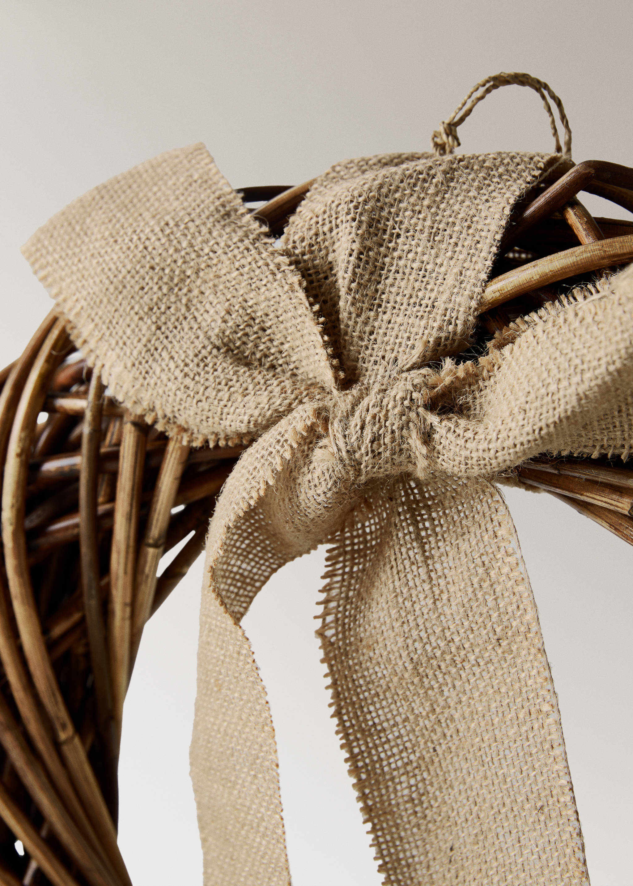 Thick rattan Christmas crown - Details of the article 3