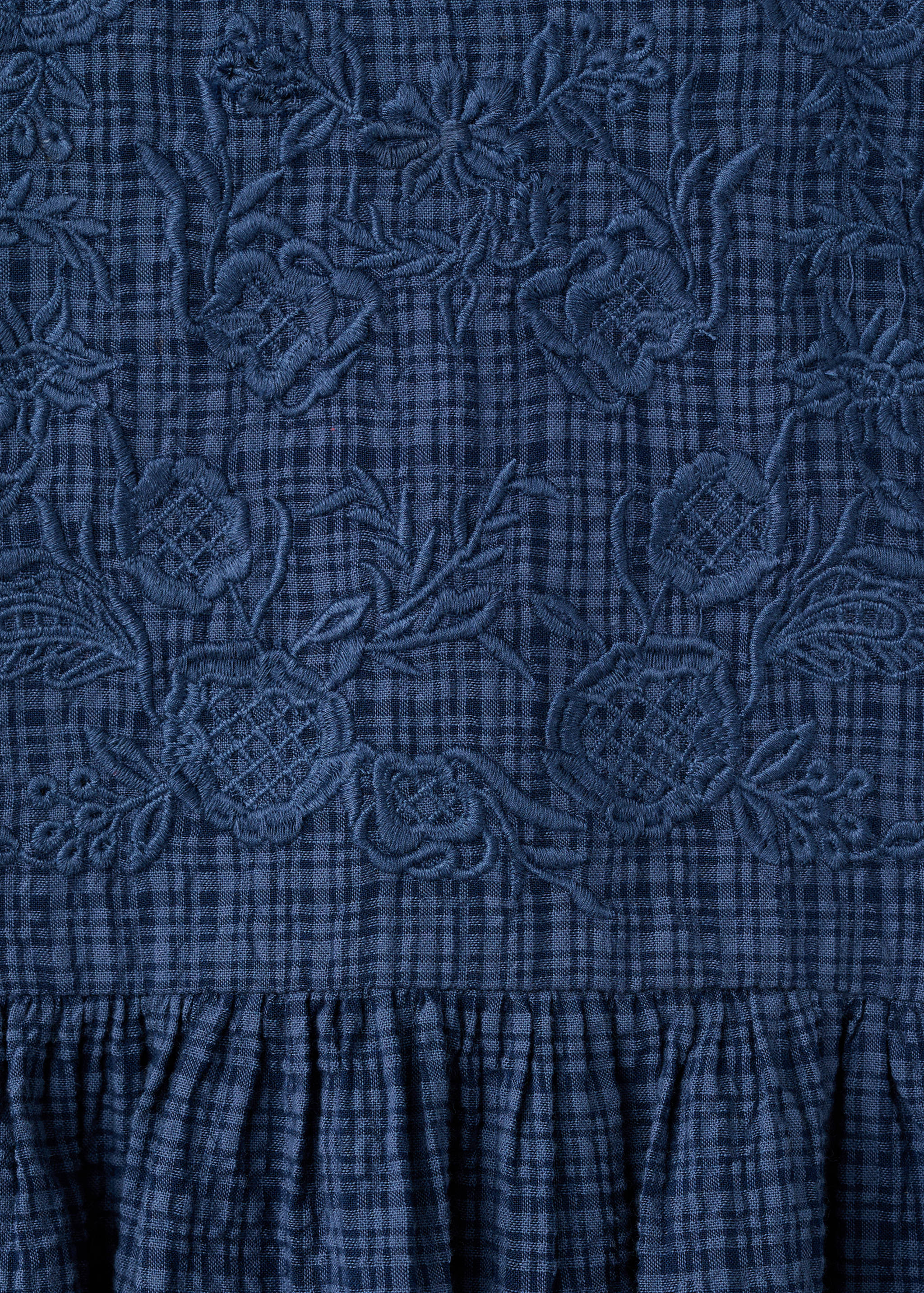 Check dress with embroidered detail - Details of the article 8