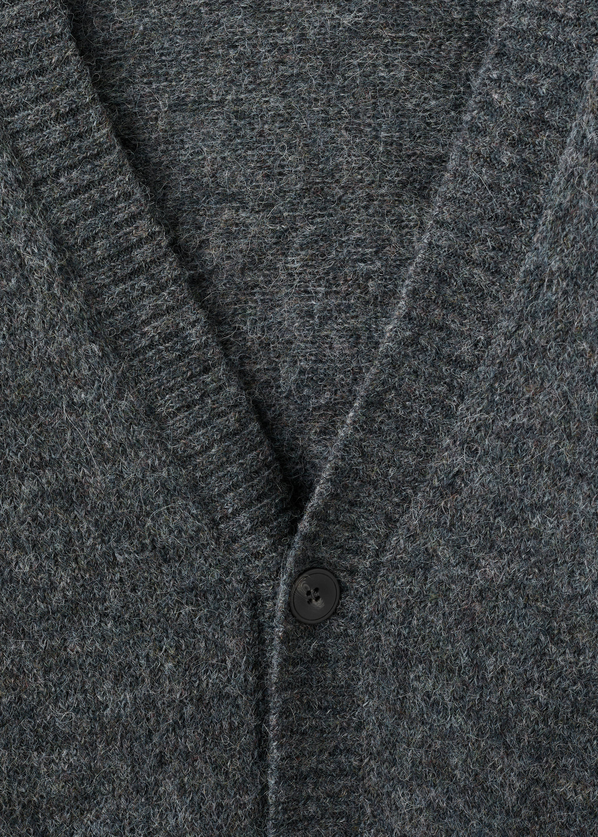 Knitted button cardigan - Details of the article 8