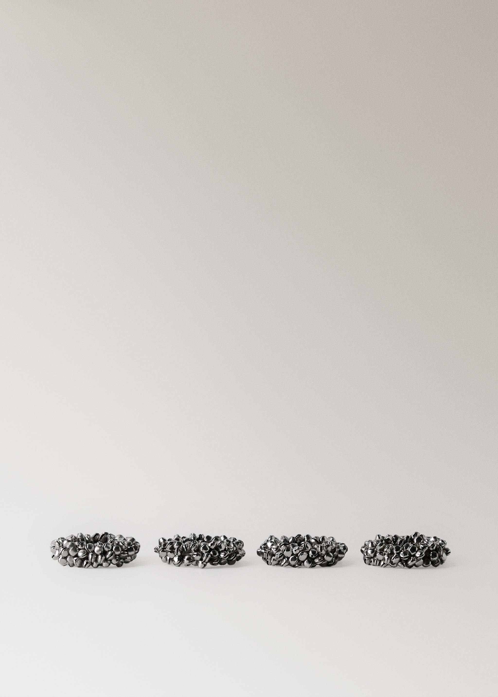 Napkin rings with bell ornaments - Article without model