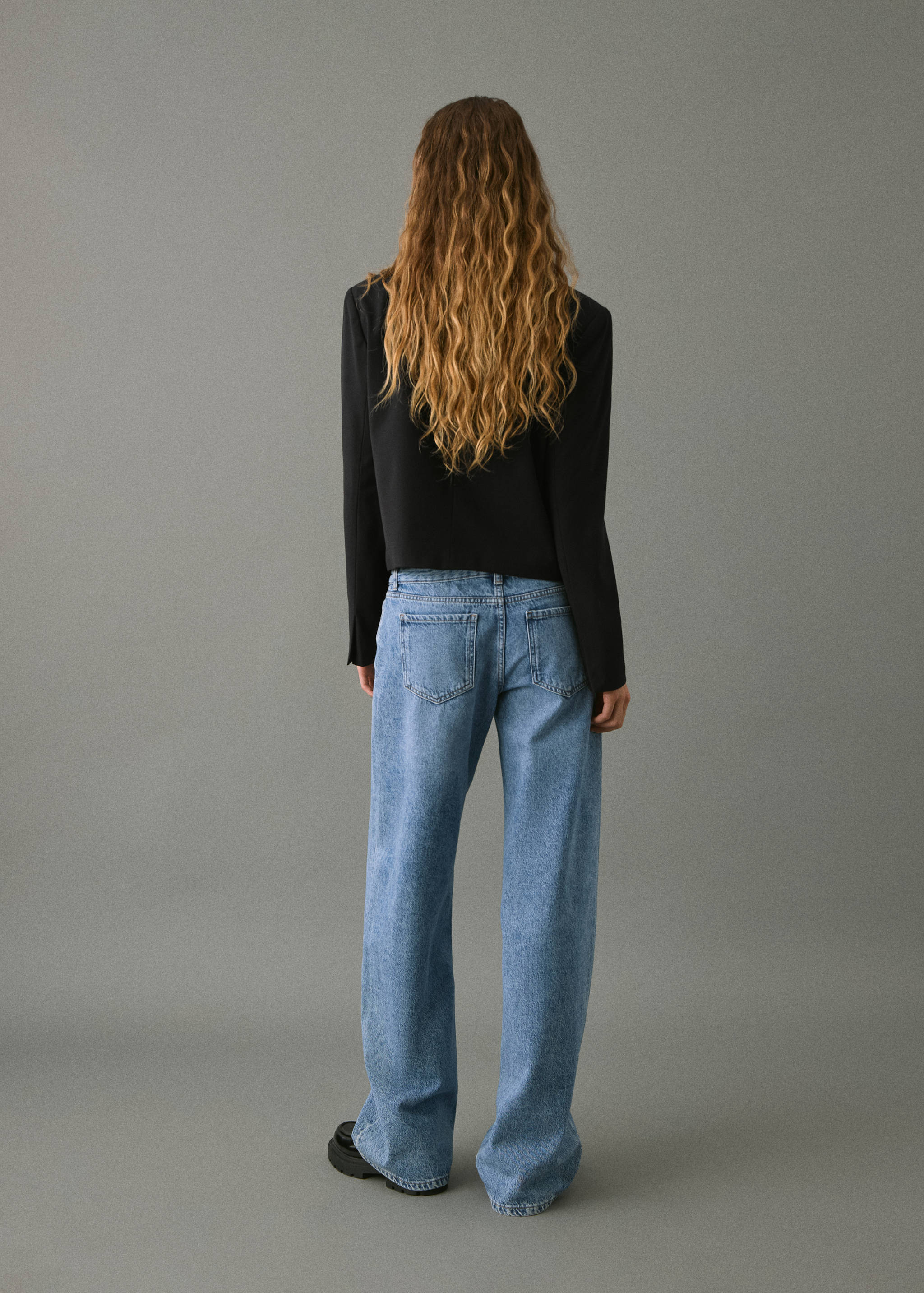 Short jacket with lapels - Reverse of the article