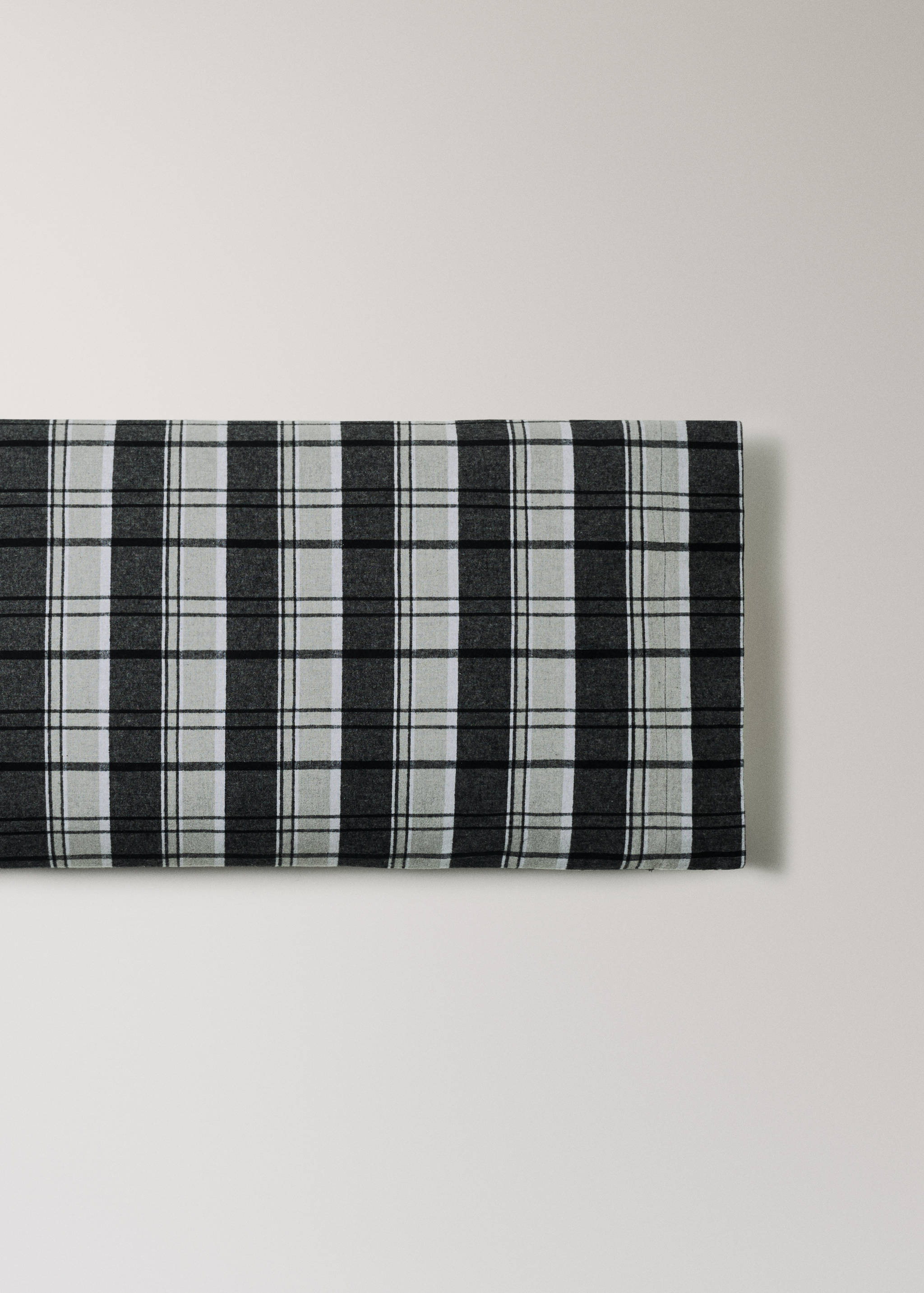 Flannel cotton melange-yarn pillowcase with check pattern 45x110 cm - Article without model