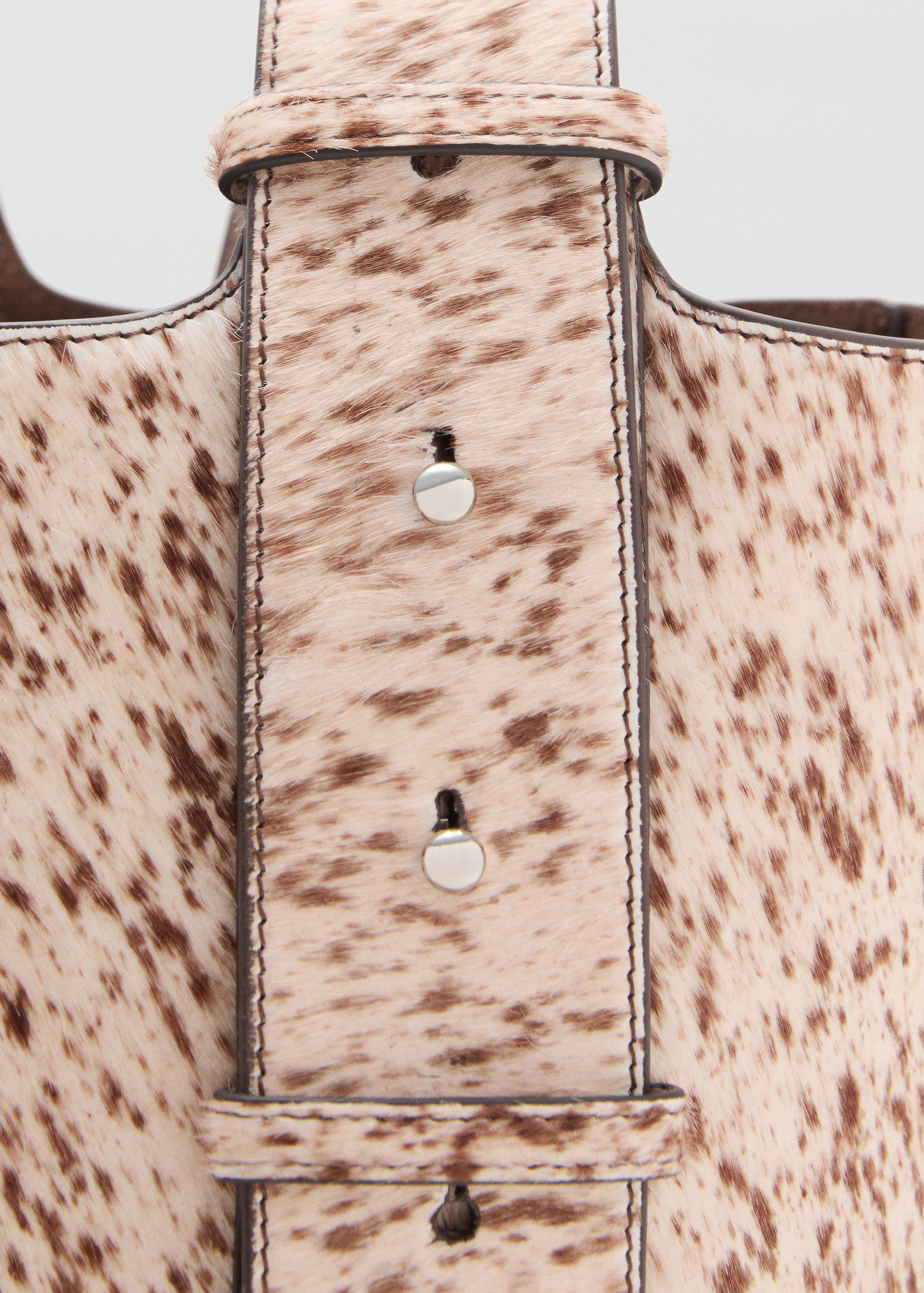 Leather and fur bucket bag - Details of the article 2