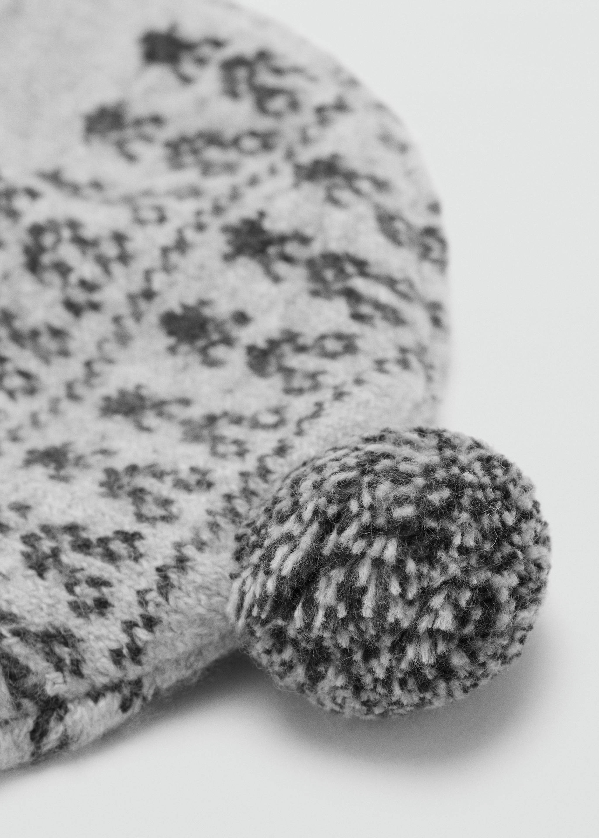 Bobble hat with jacquard pattern - Medium plane