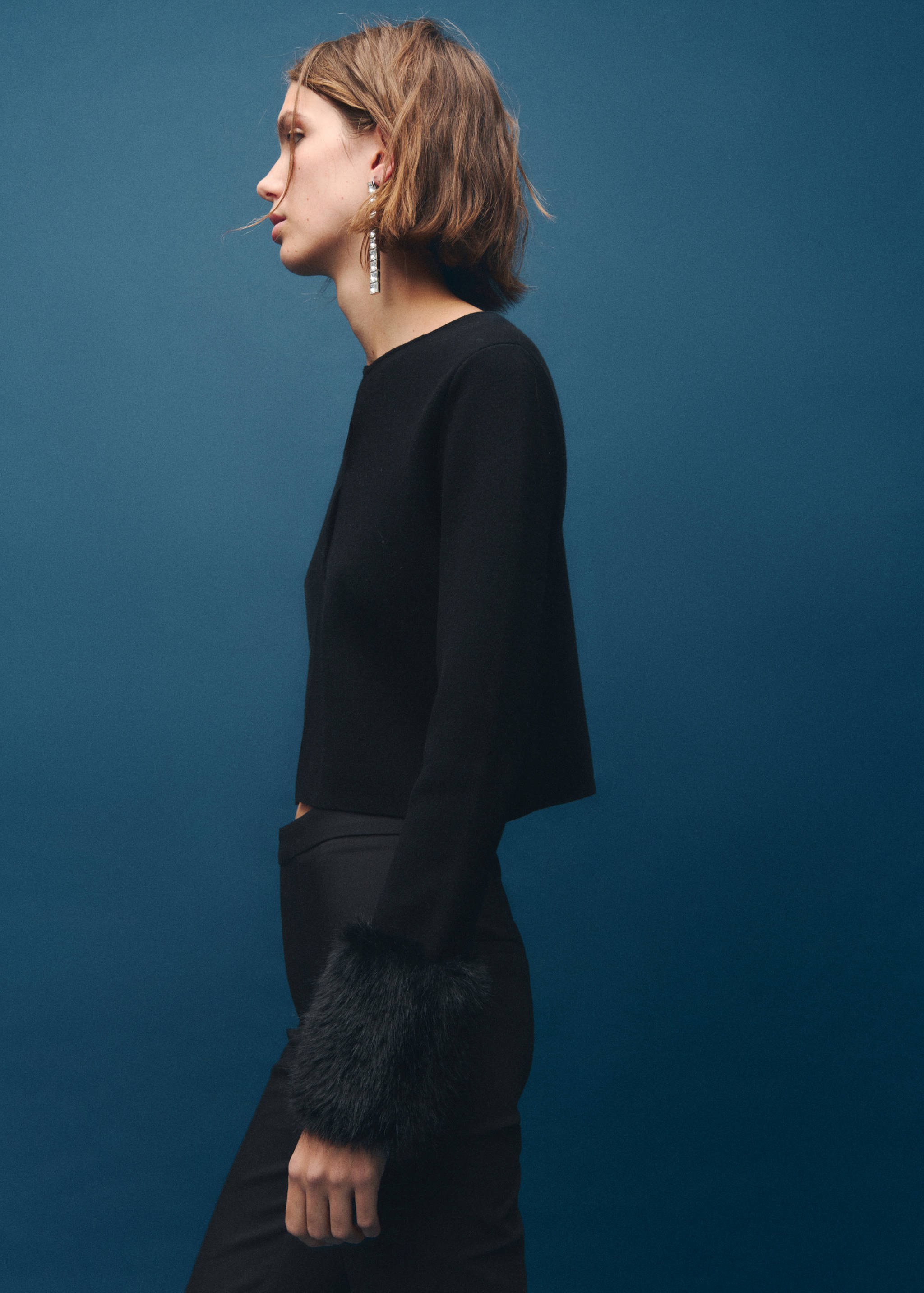 Cardigan with faux-fur cuffs - Details of the article 1