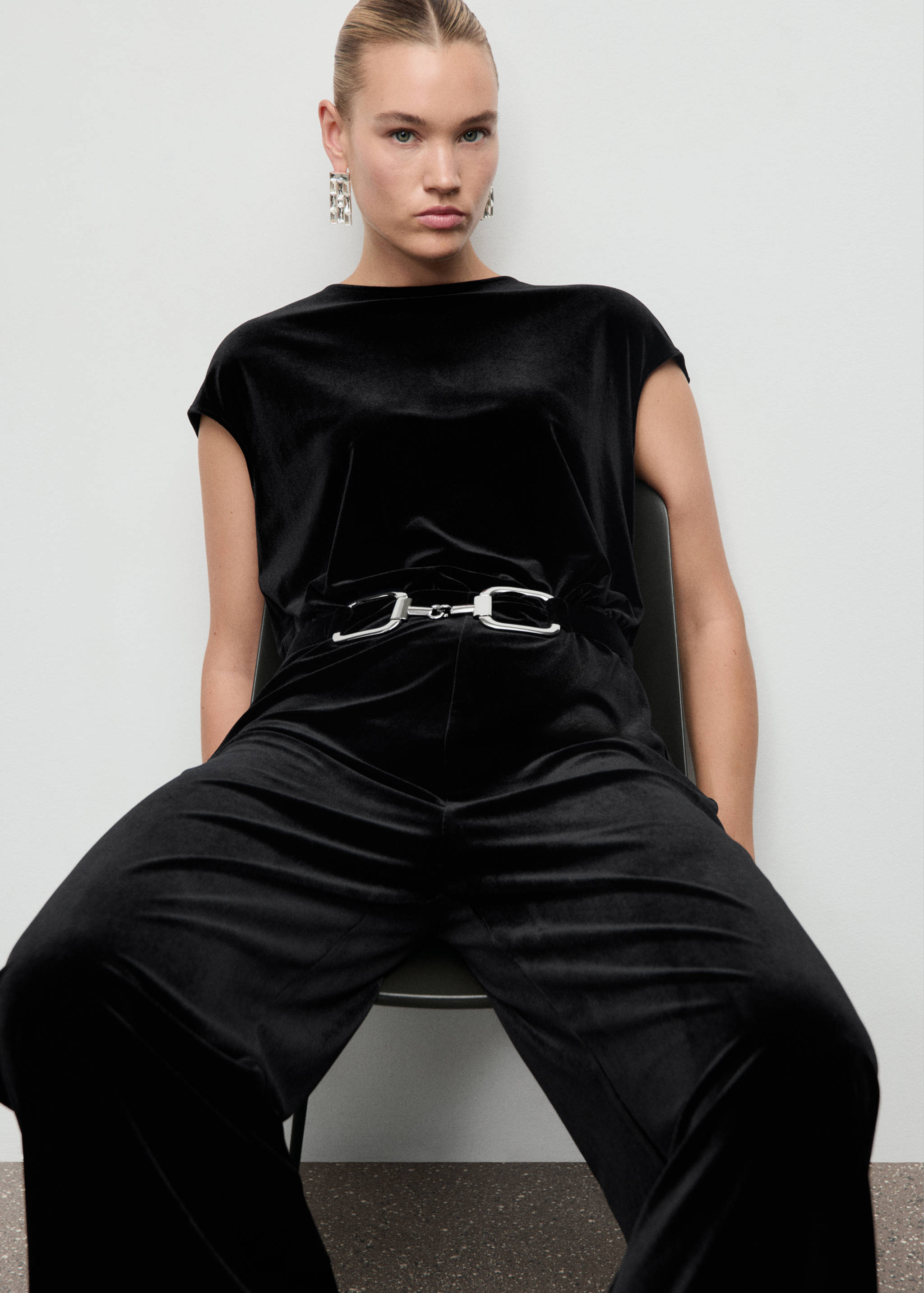 Velvet belt jumpsuit - Details of the article 4